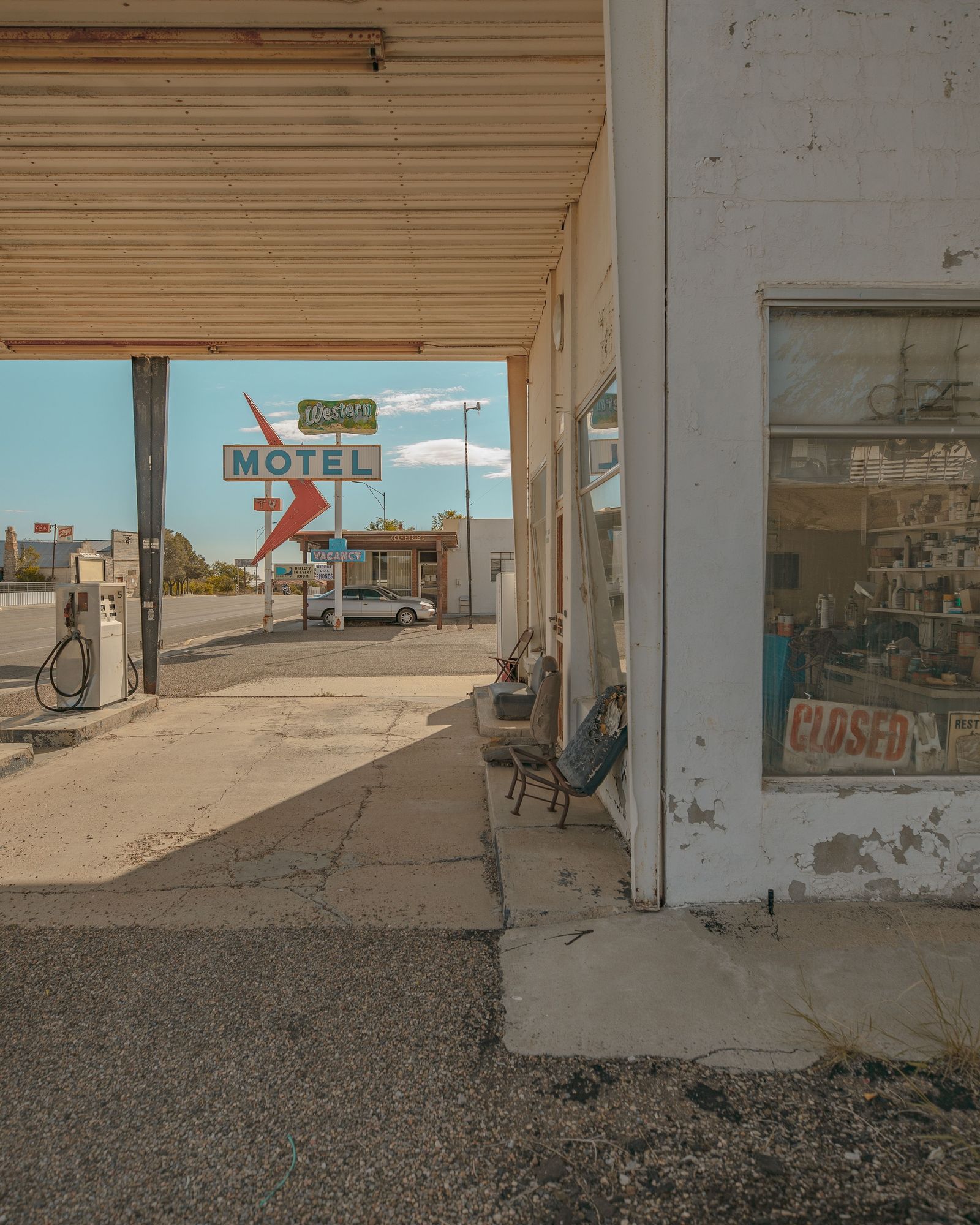 Service Station in Vaughn 01