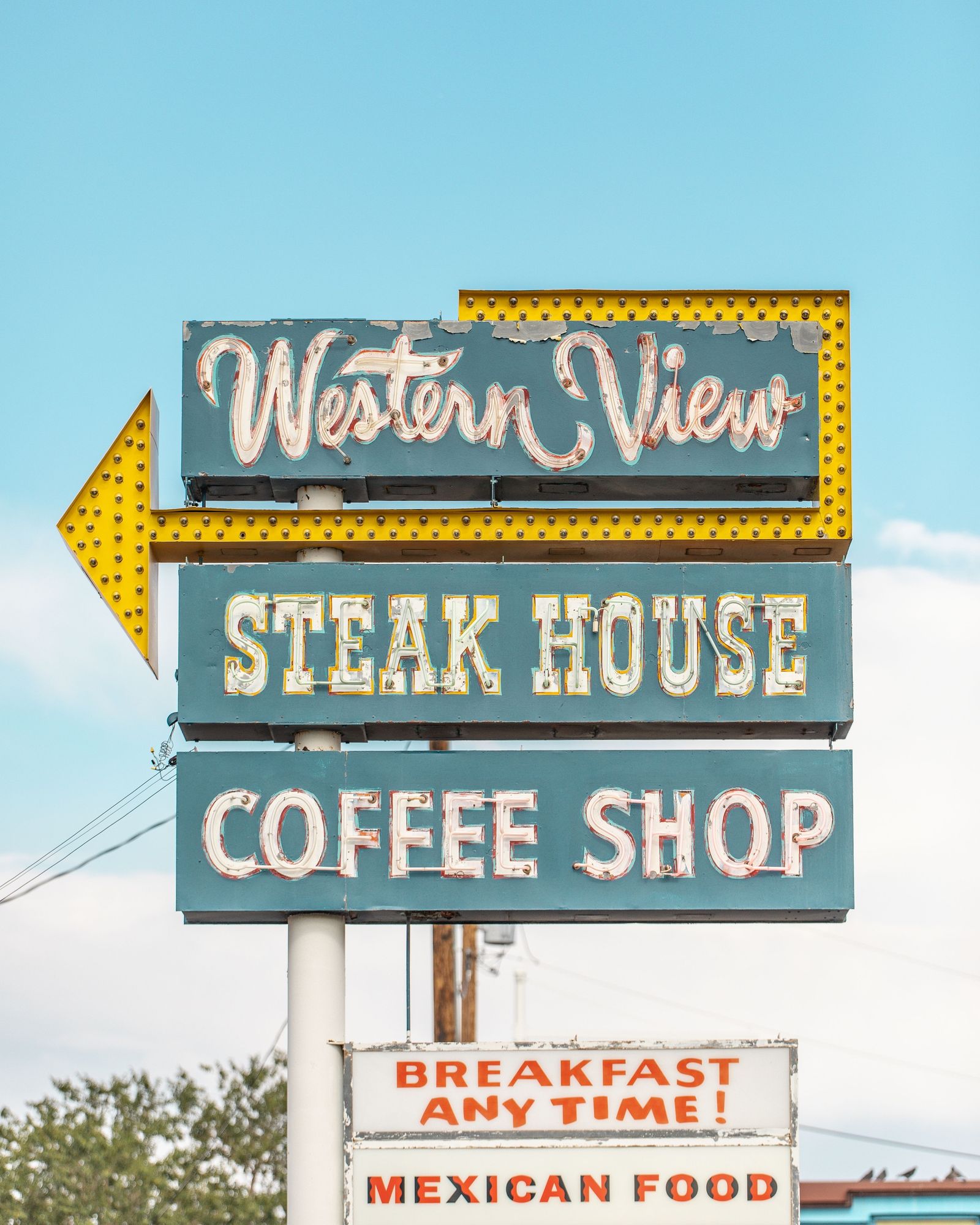 Western View Steak House 01