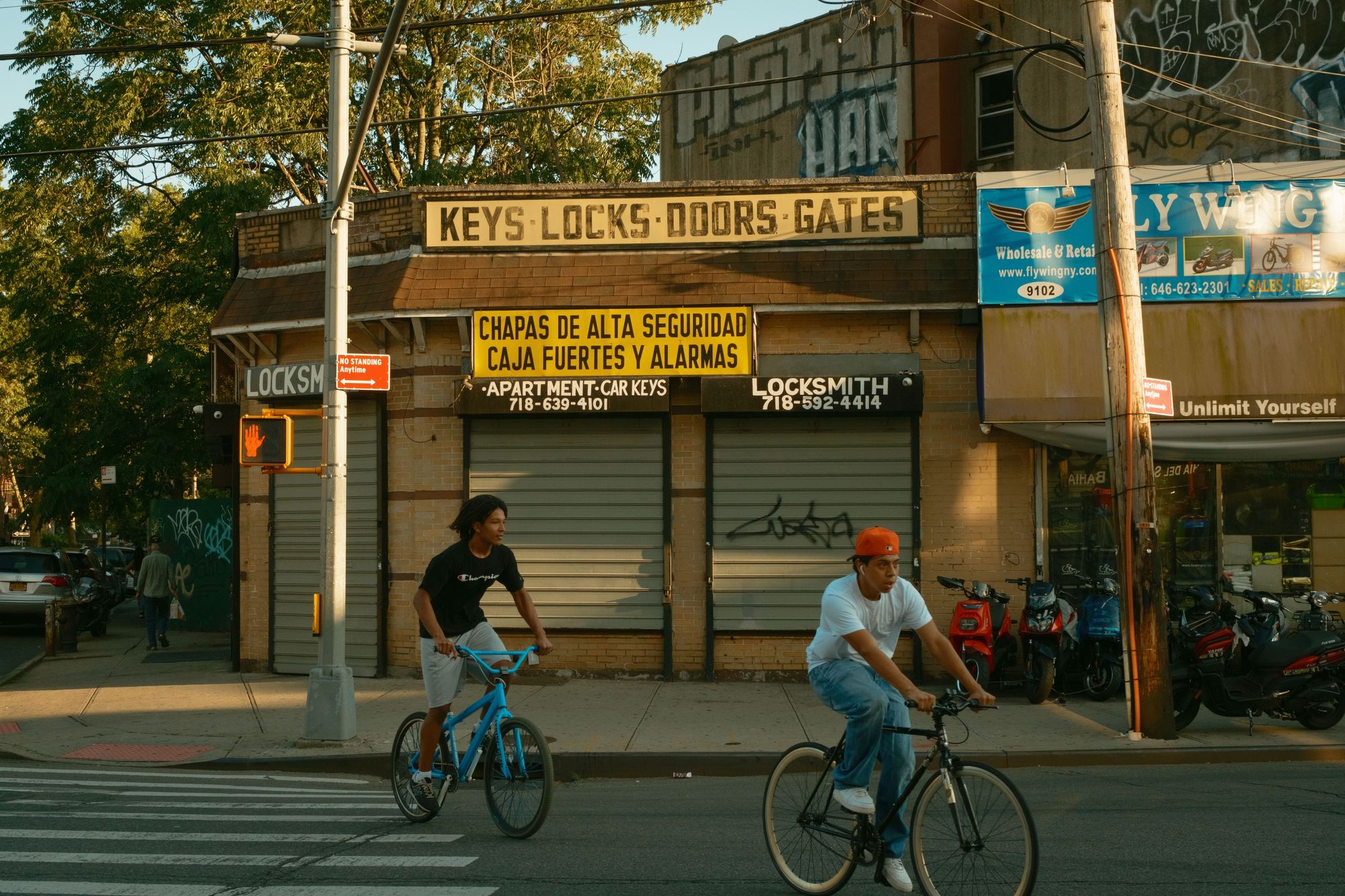 White's Locksmith, Elmhurst 02