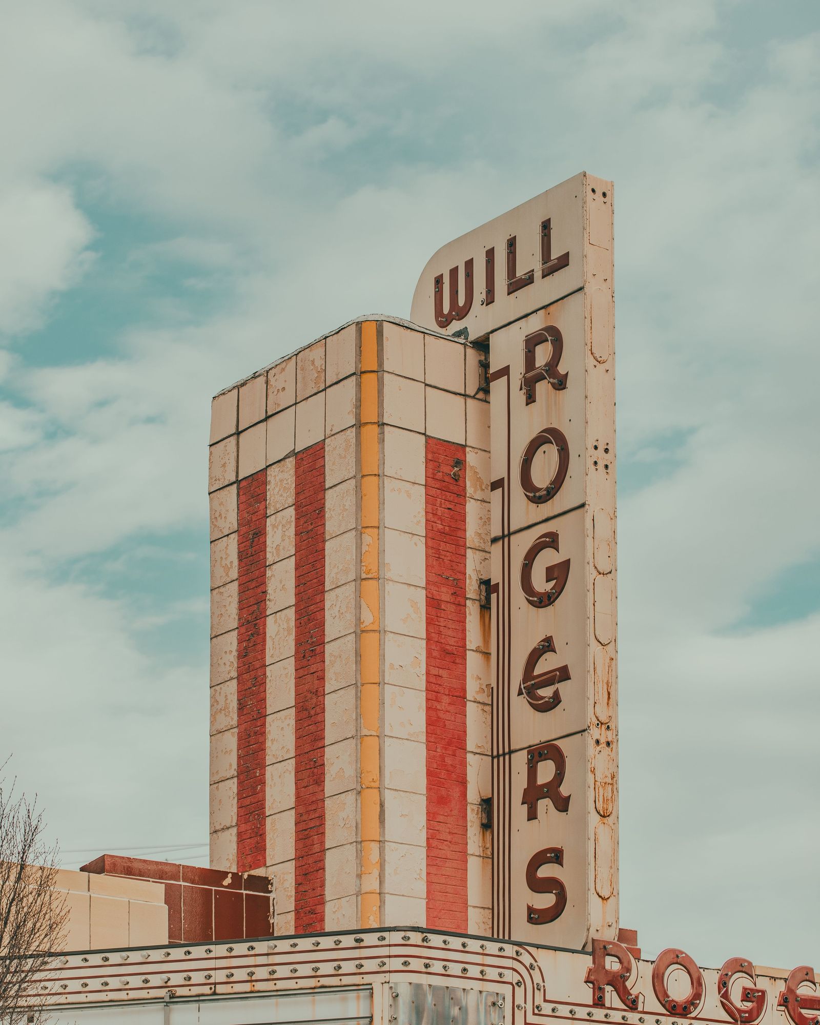 Will Rogers Theatre - Close Up