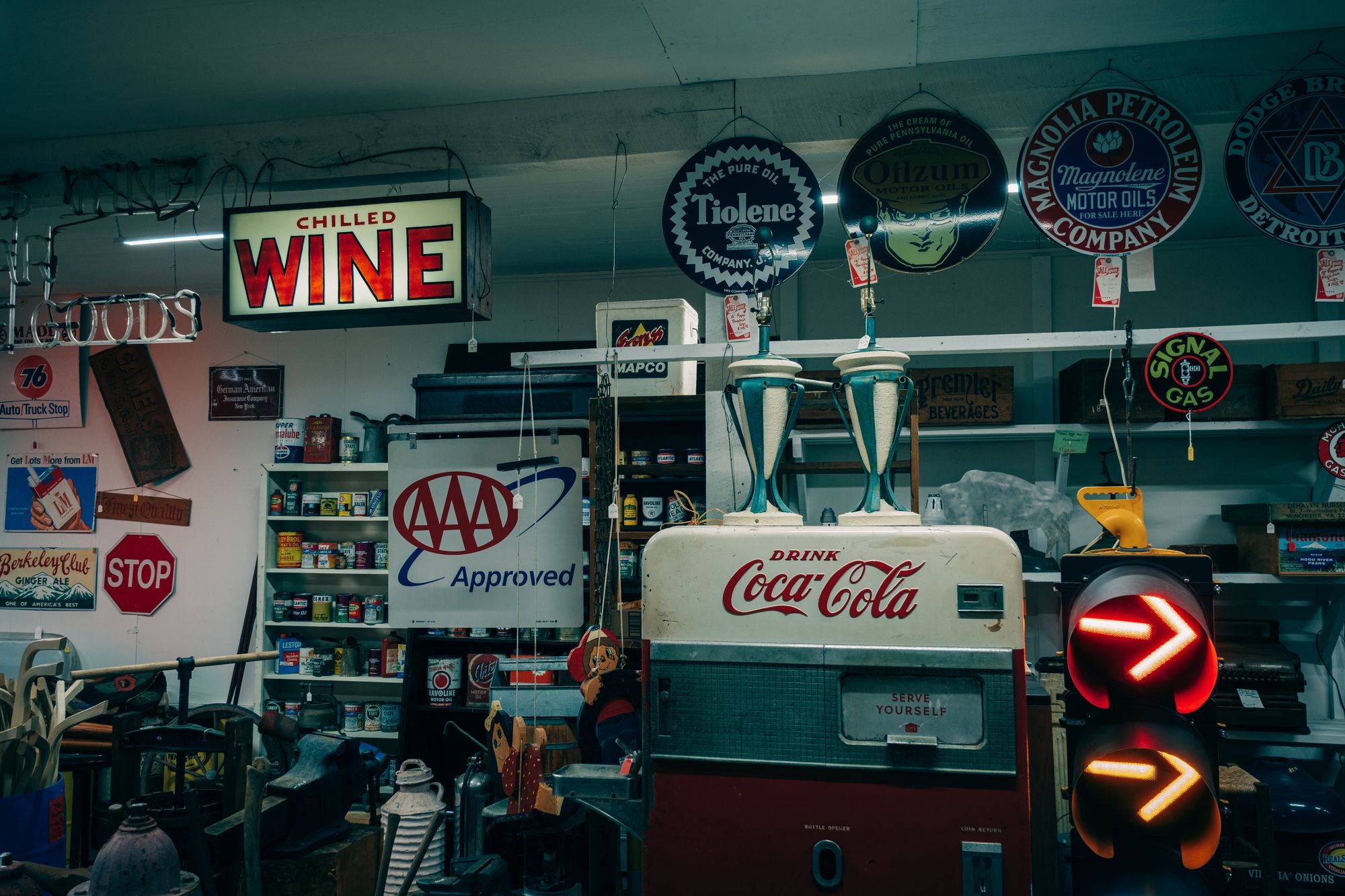 Youngblood's Antiques, Berkeley Springs 04