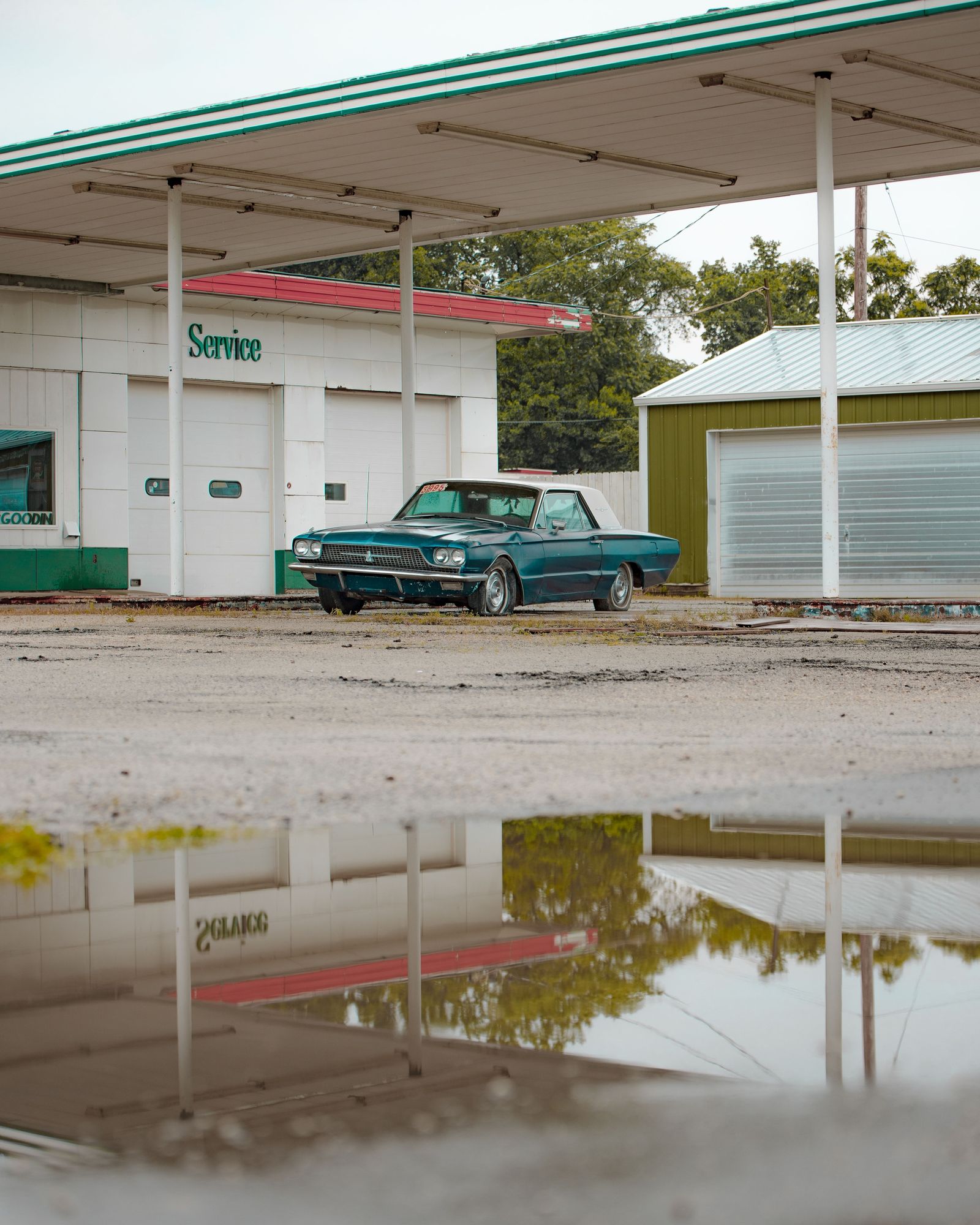 Abandoned Car in Chenoa 01