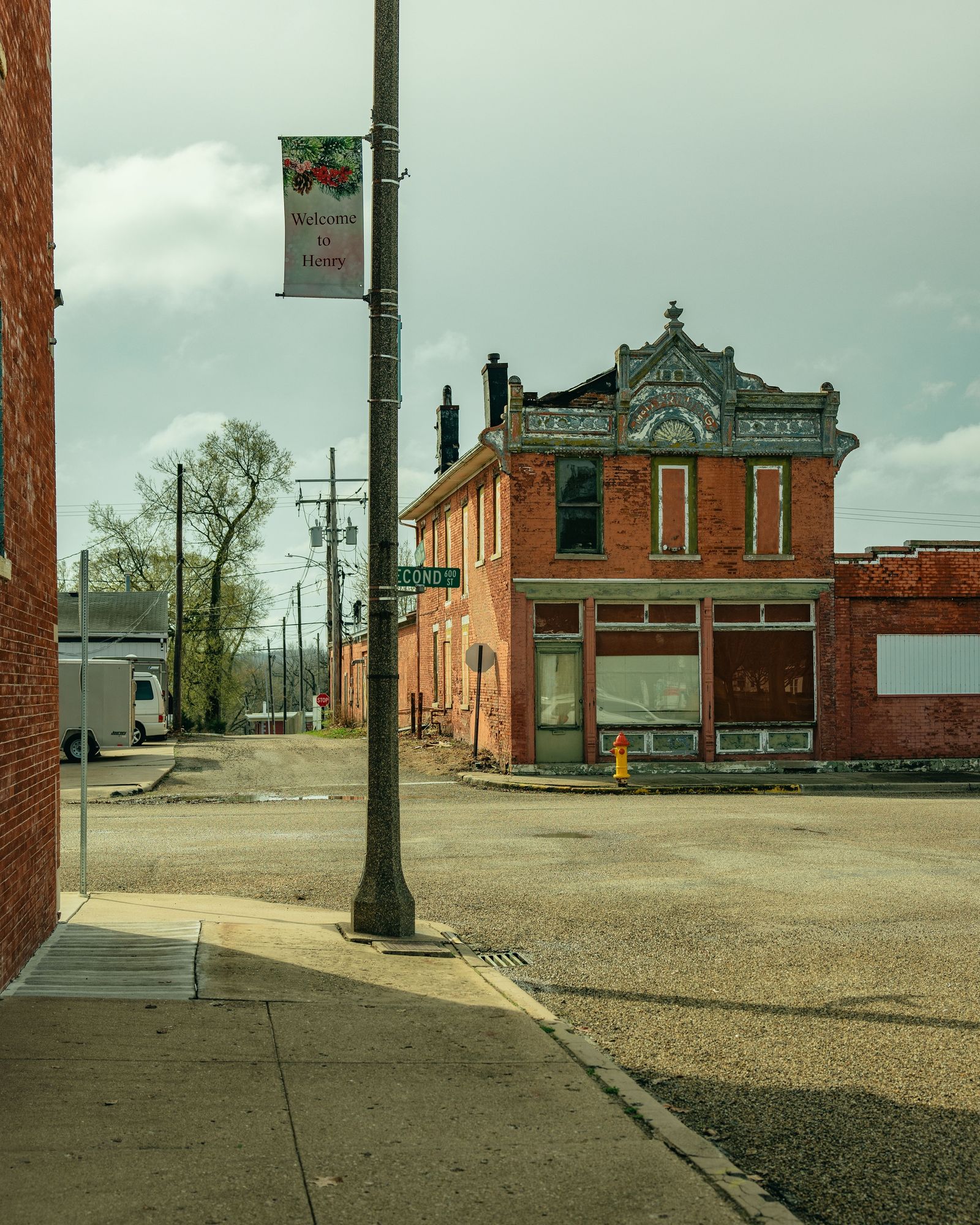 Abandoned Building in Henry