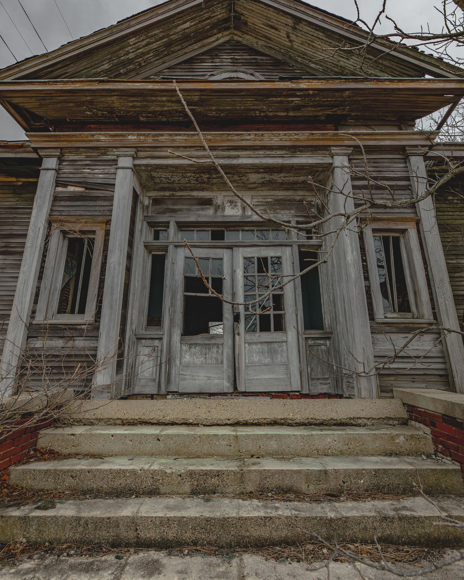 Abandoned DeWitt School House 01