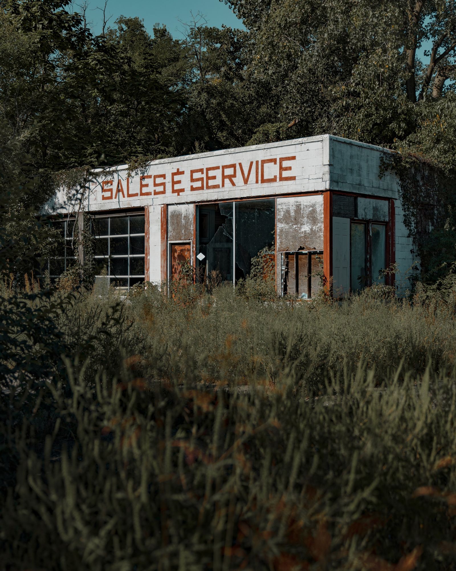 Abandoned Sales & Service Station 01