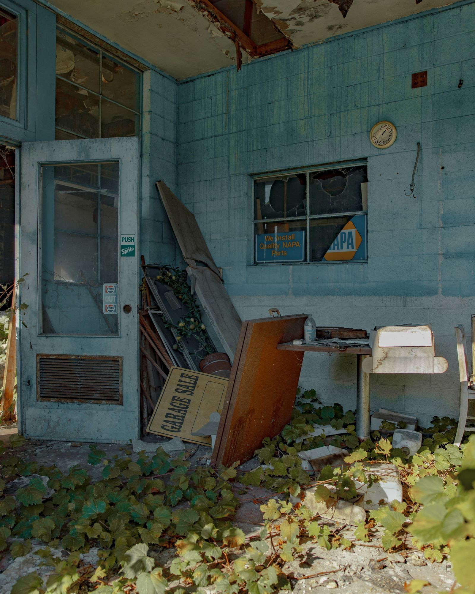 Abandoned Sales & Service Station 03