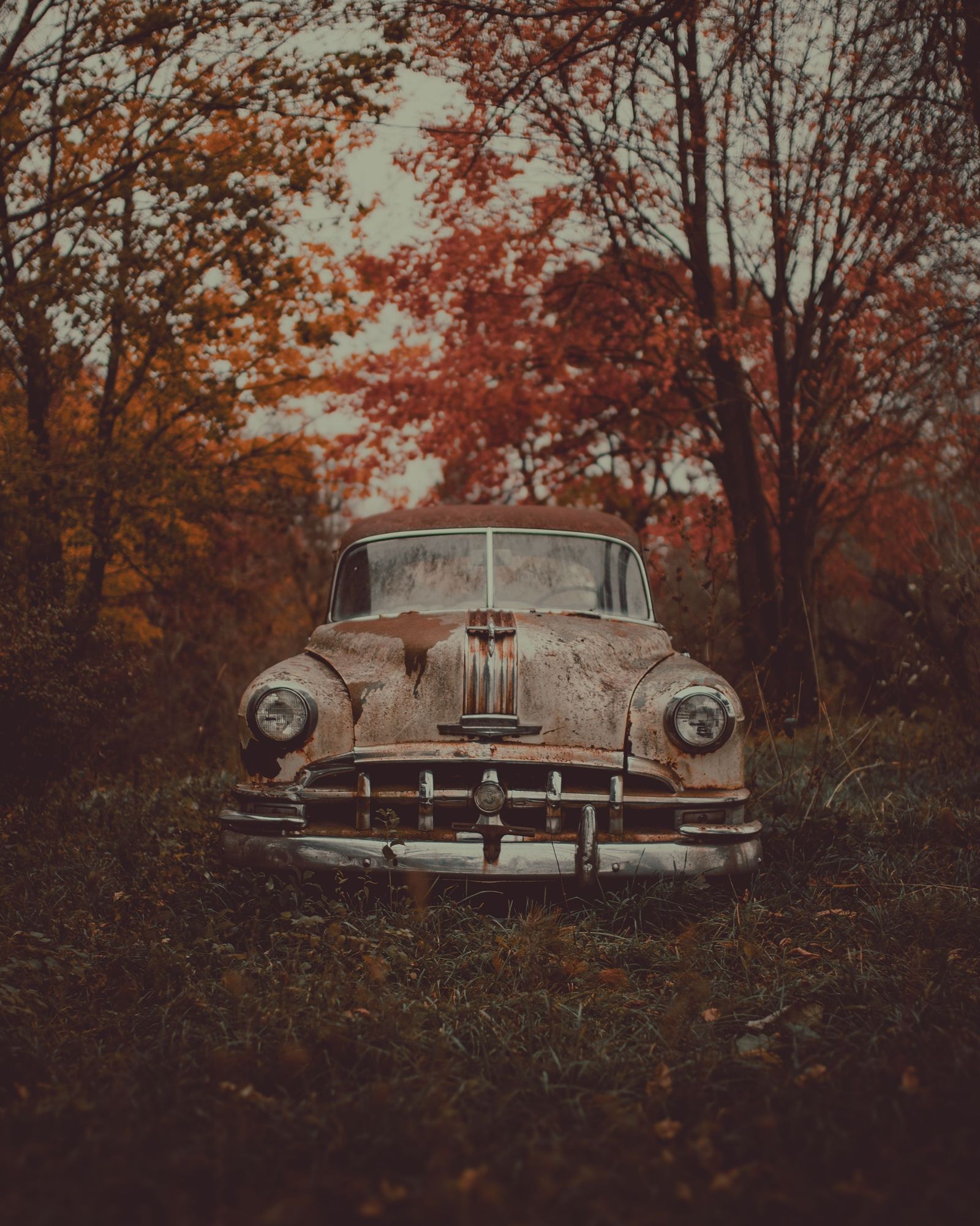 Abandoned Pontiac Chieftain 01