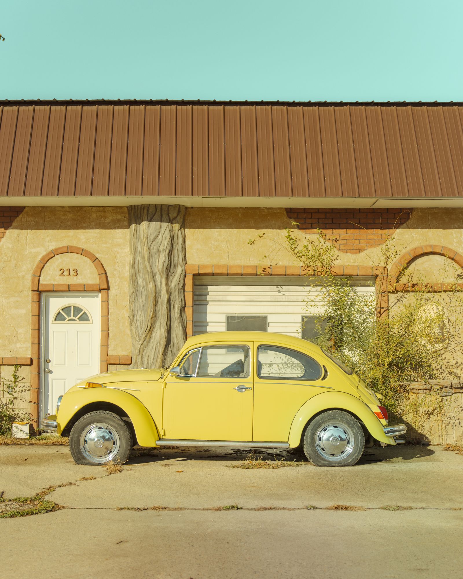 Abandoned Yellow Volkswagen Beetle 02