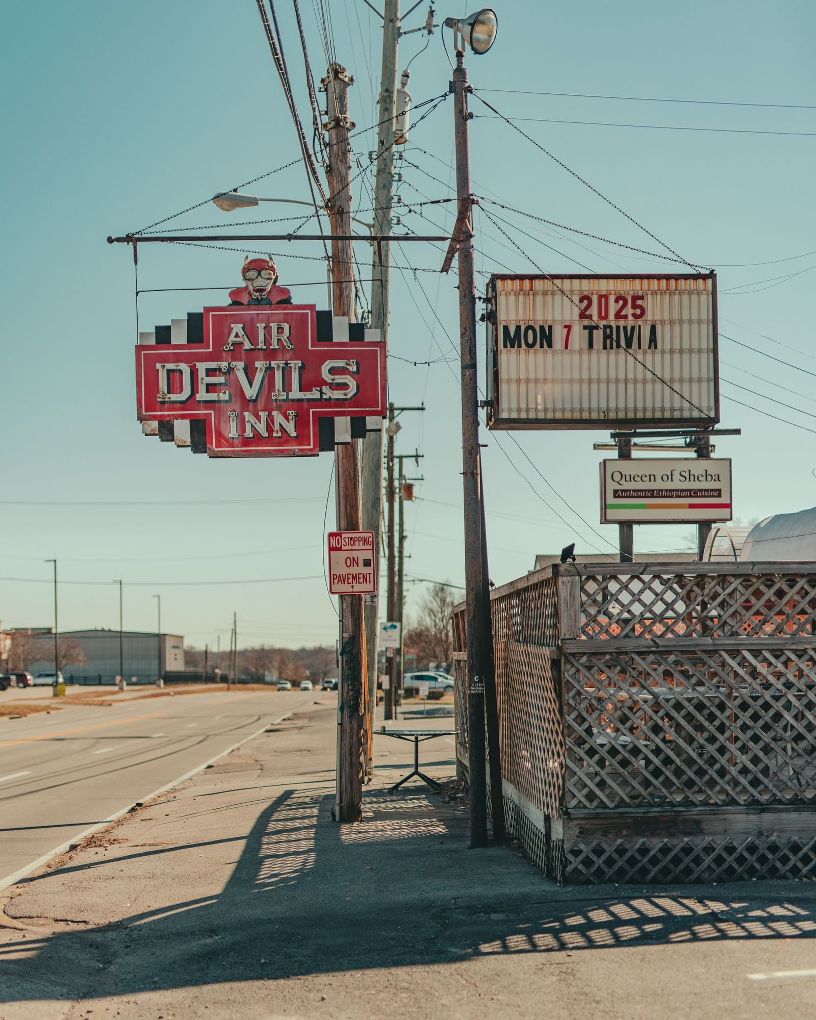 Air Devils Inn 02
