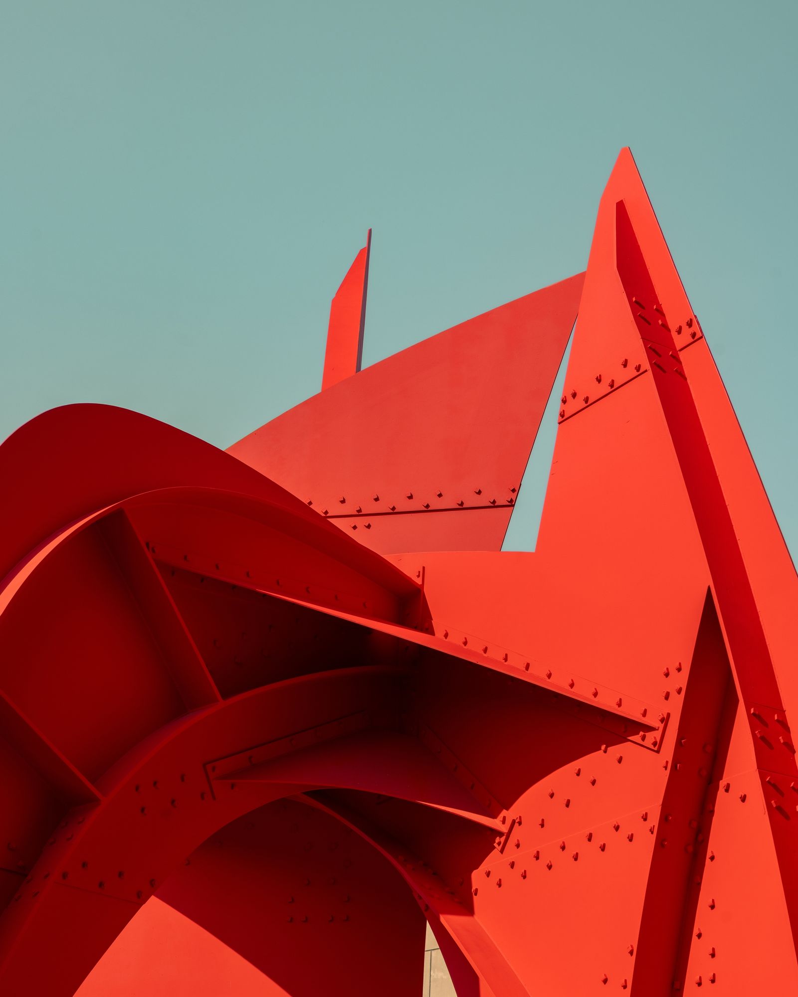 Alexander Calder's Peau Rouge 02