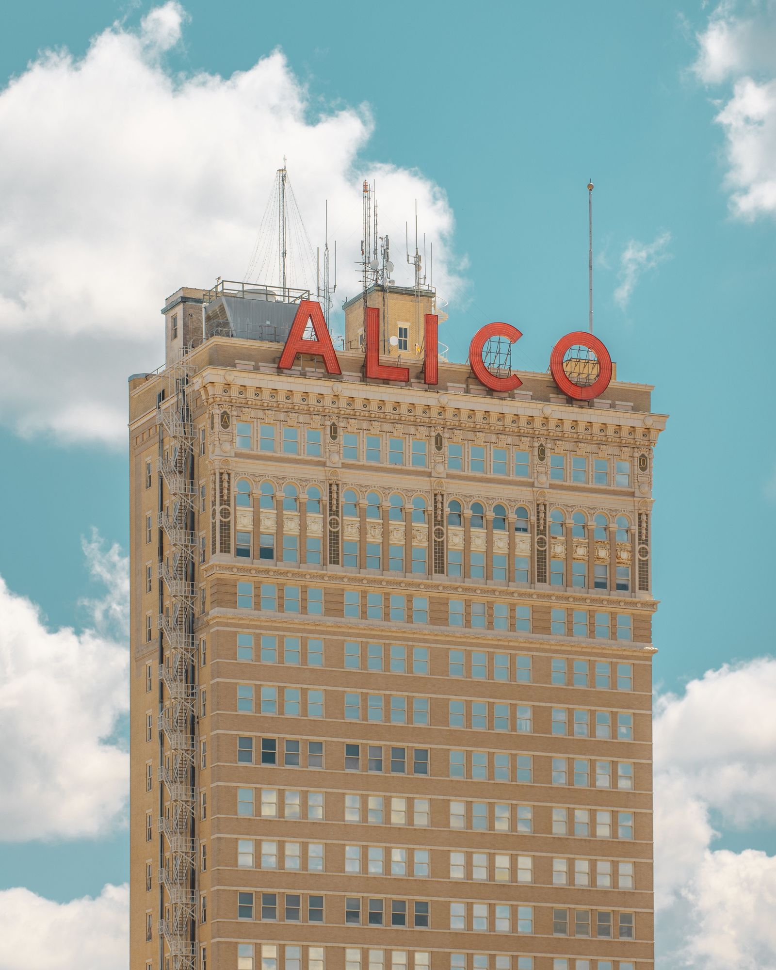 Alico Building 02