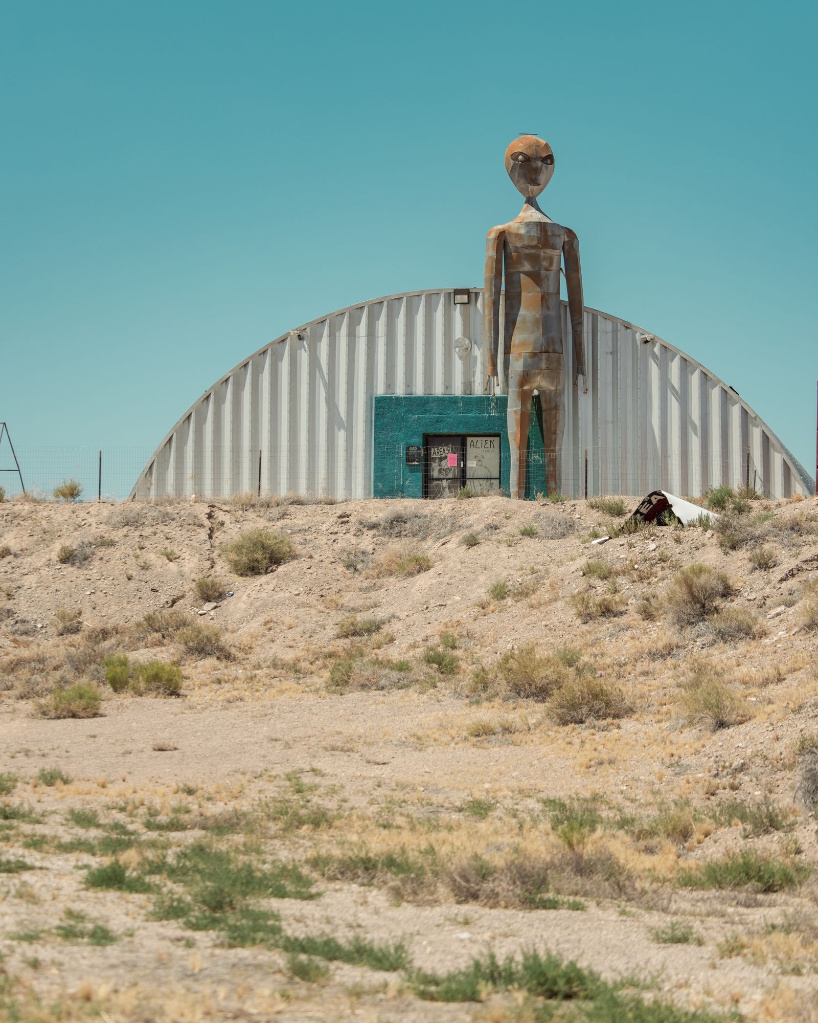 Alien Research Center 01