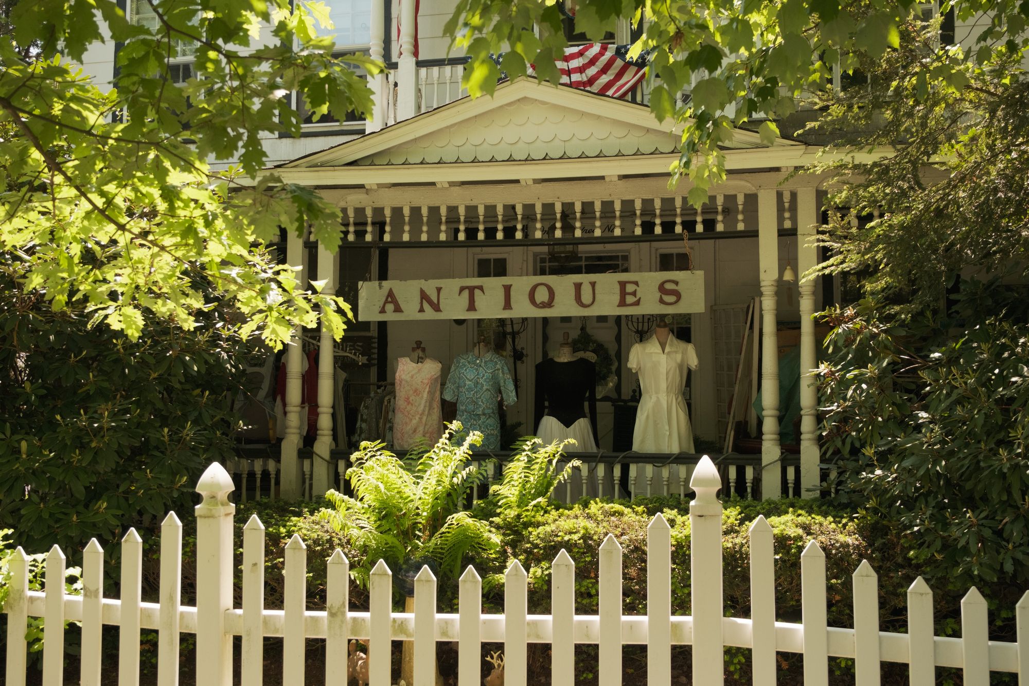 Ann Street Antiques, Milford