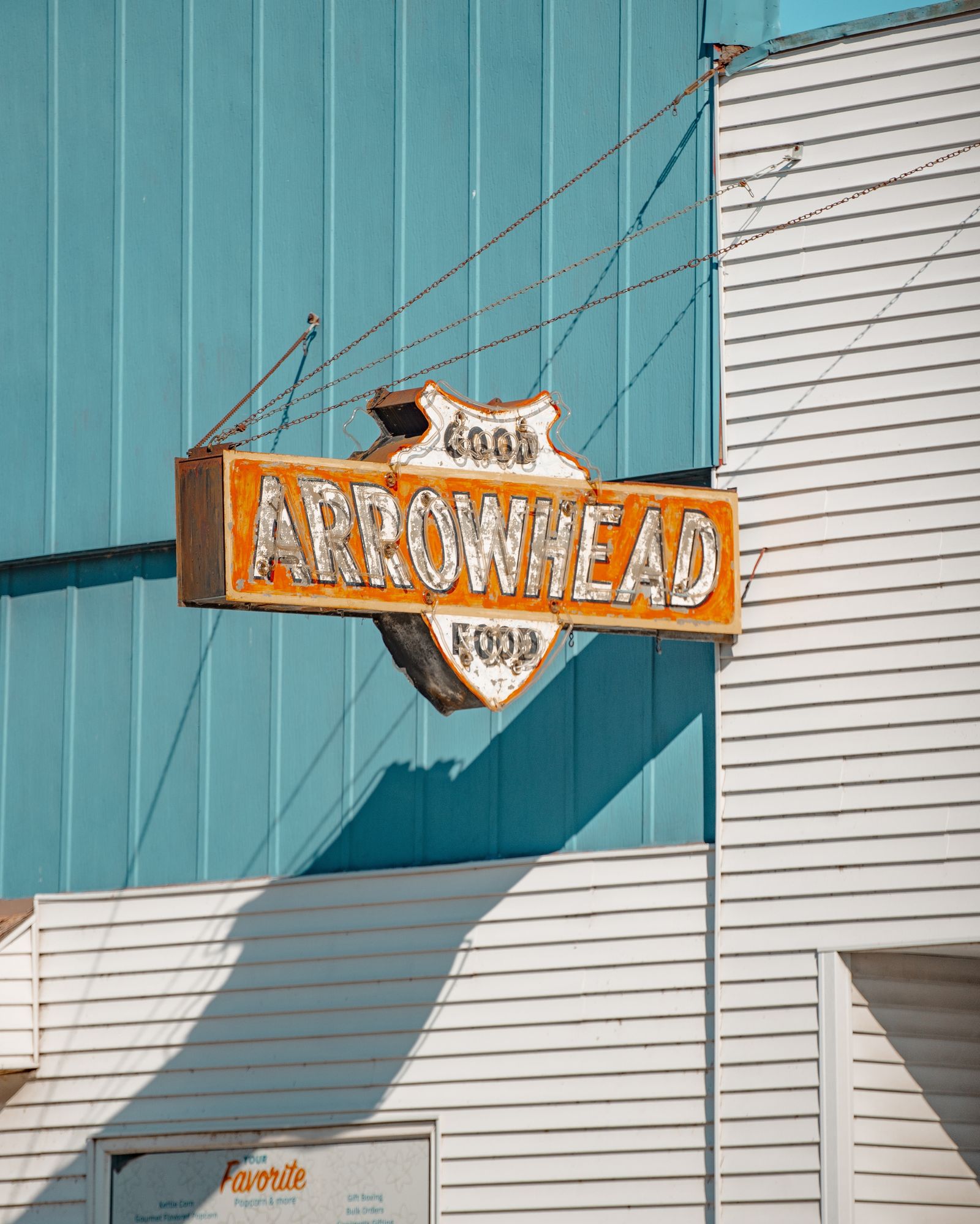 Arrowhead Restaurant 02