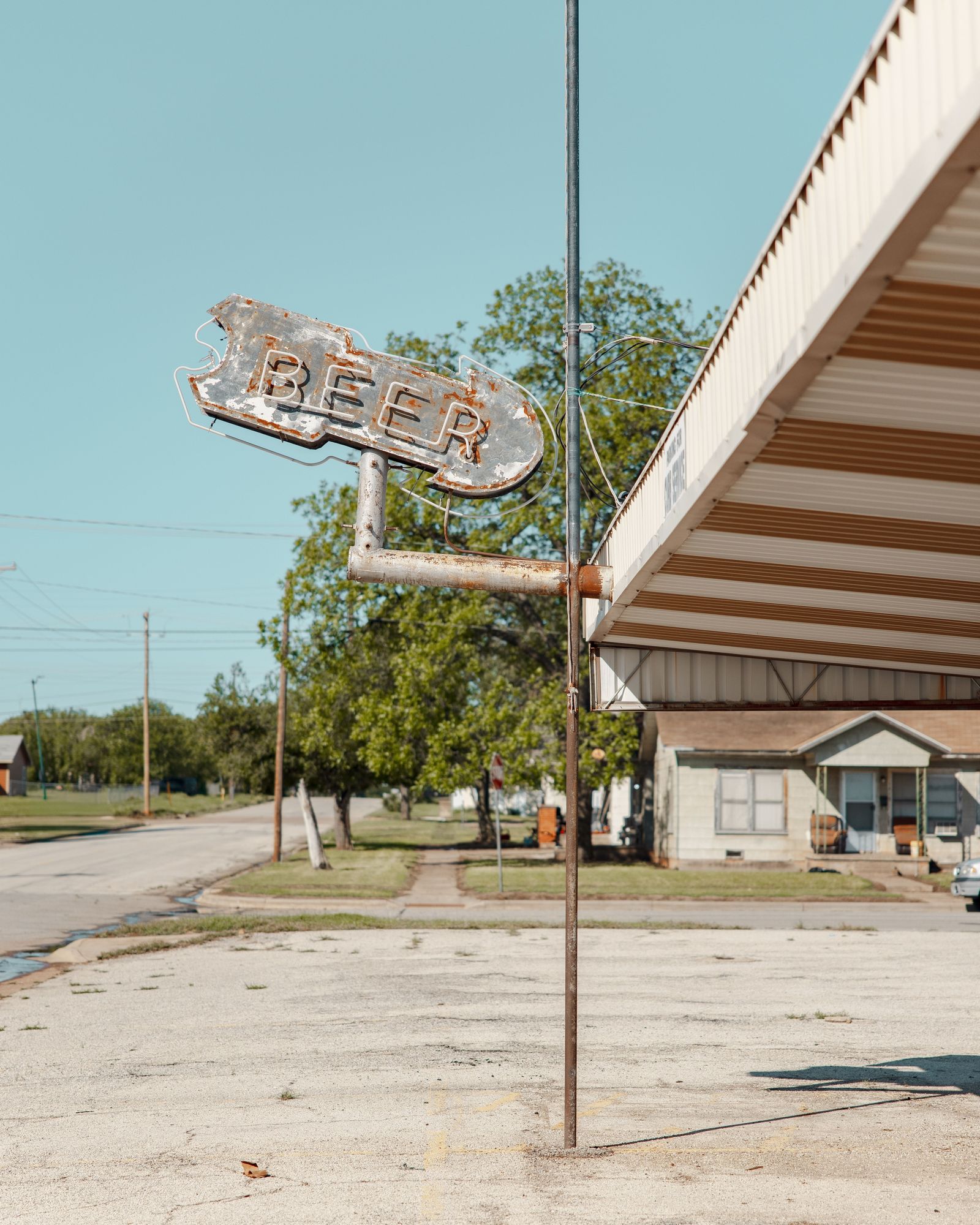 Bar-L Drive Inn 03