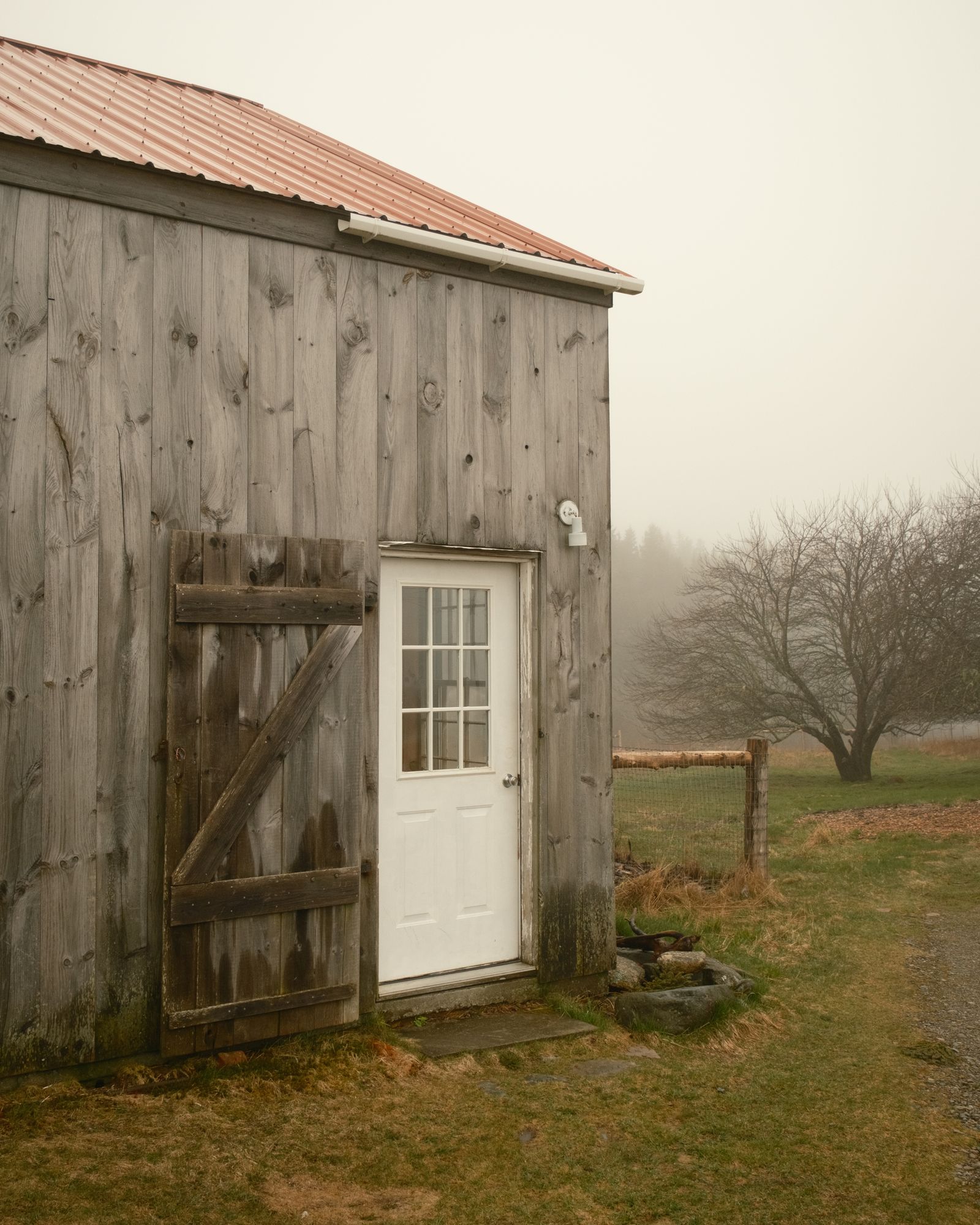 Barn in Fog, Beals Island 01
