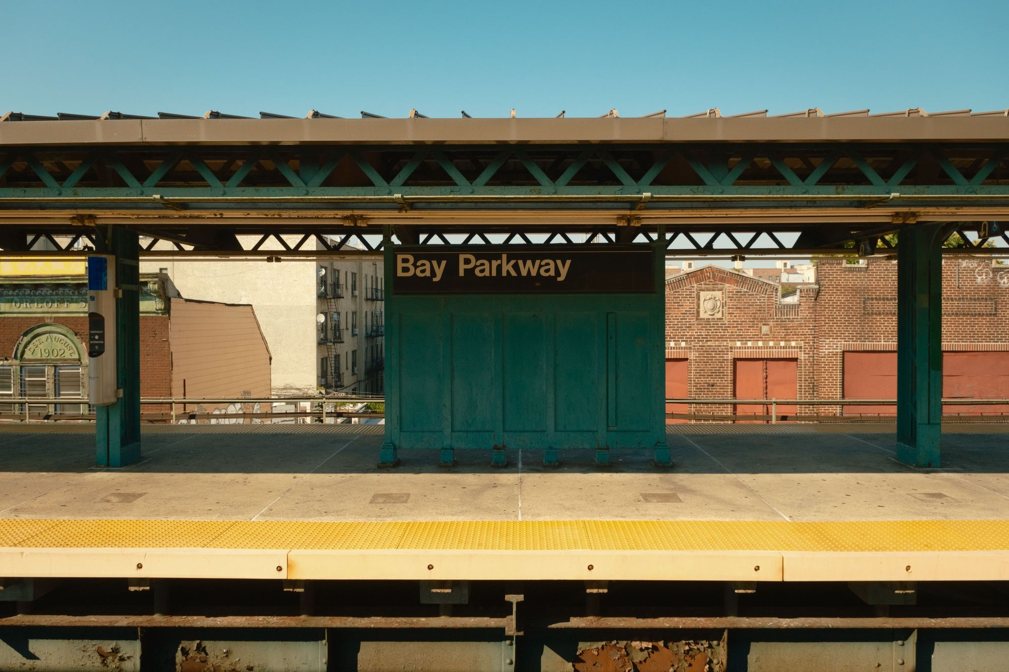Bay Parkway Station, Brooklyn 03