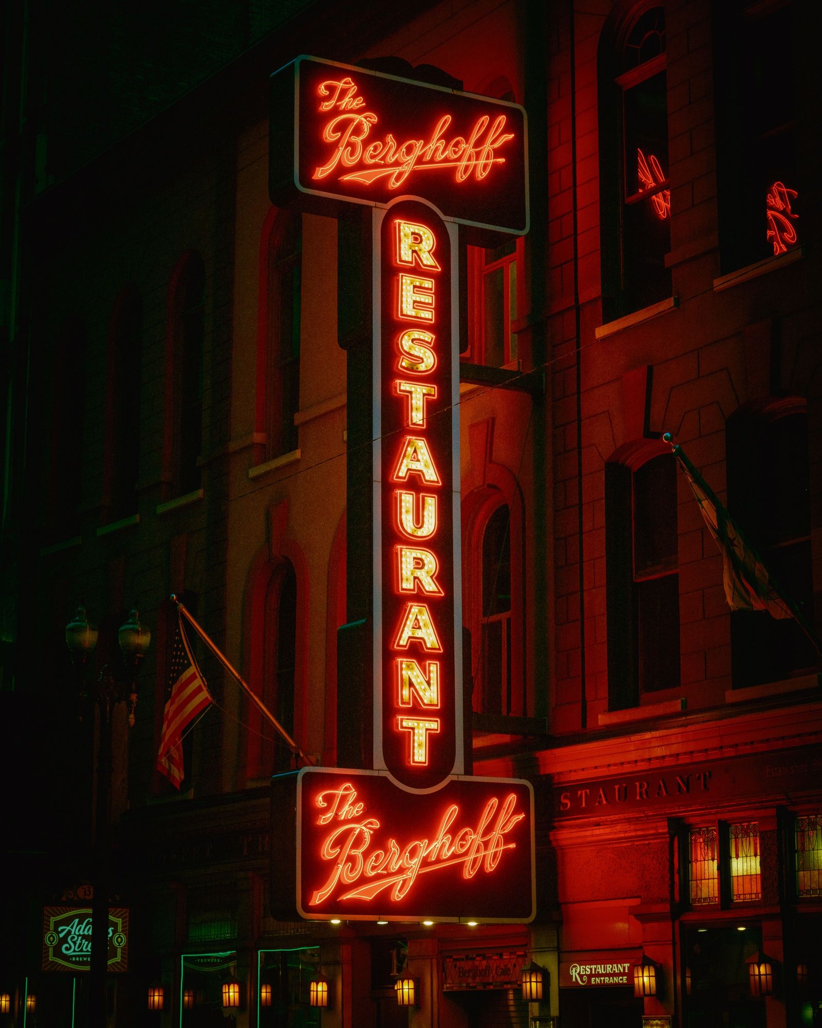 Berghoff Restaurant Neon, Chicago 05