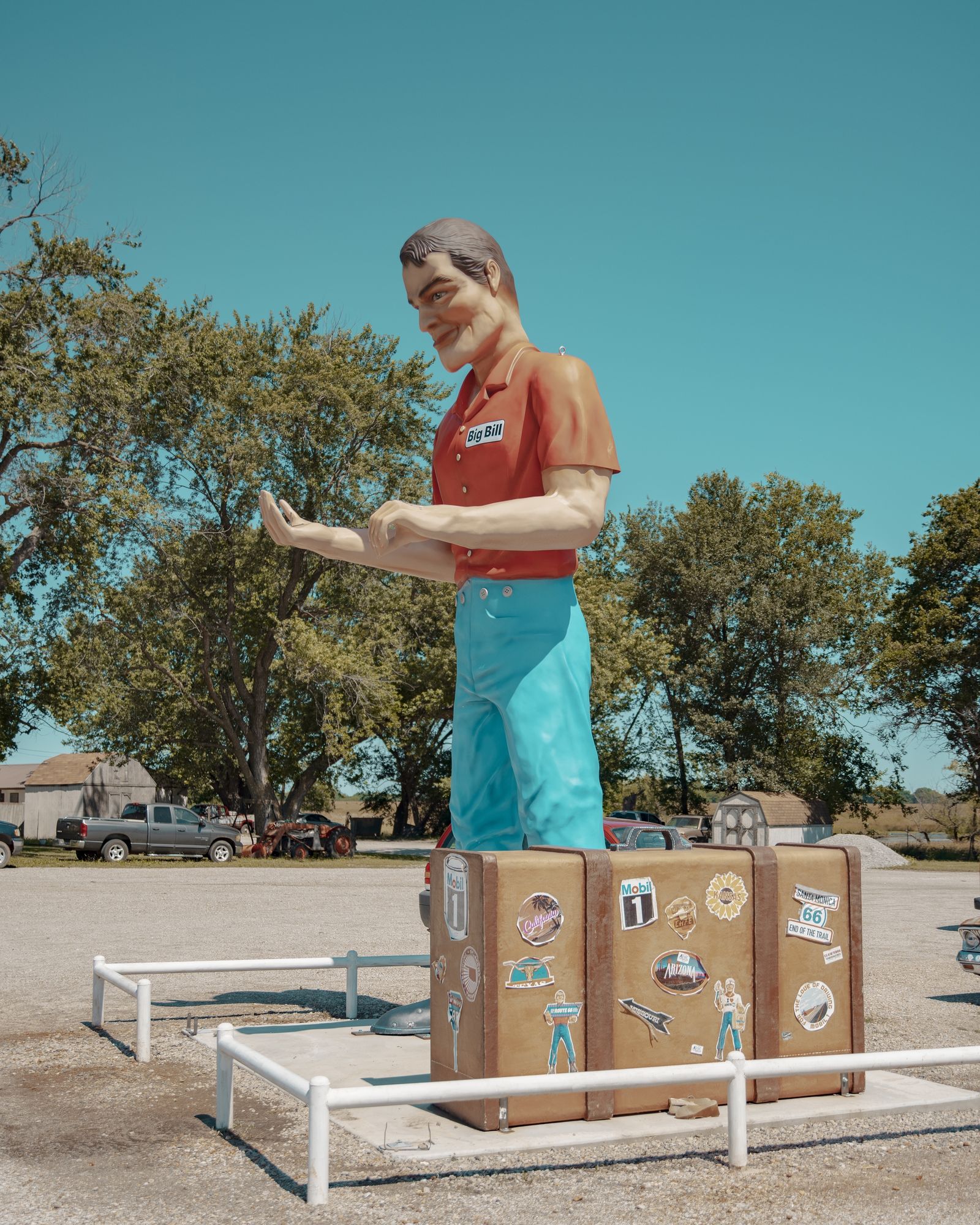 Big Bill Muffler Man 01