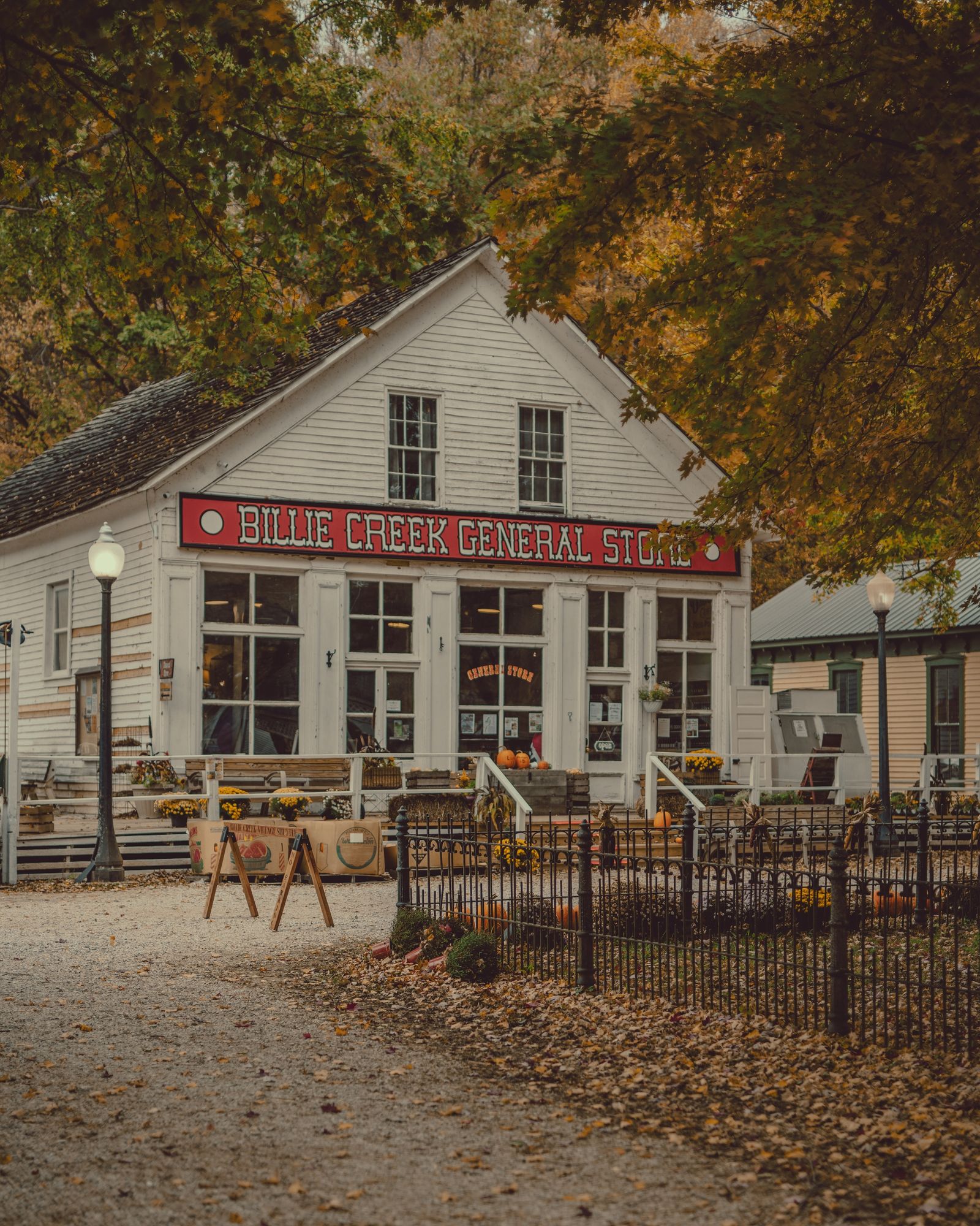 Billie Creek General Store 02