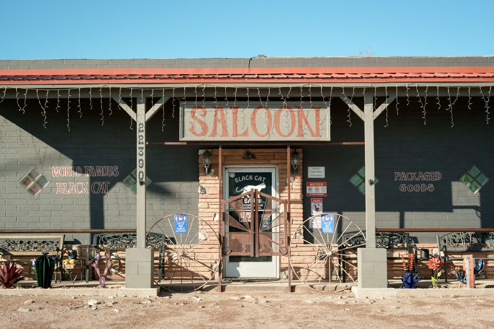 Black Cat Bar, Seligman 01
