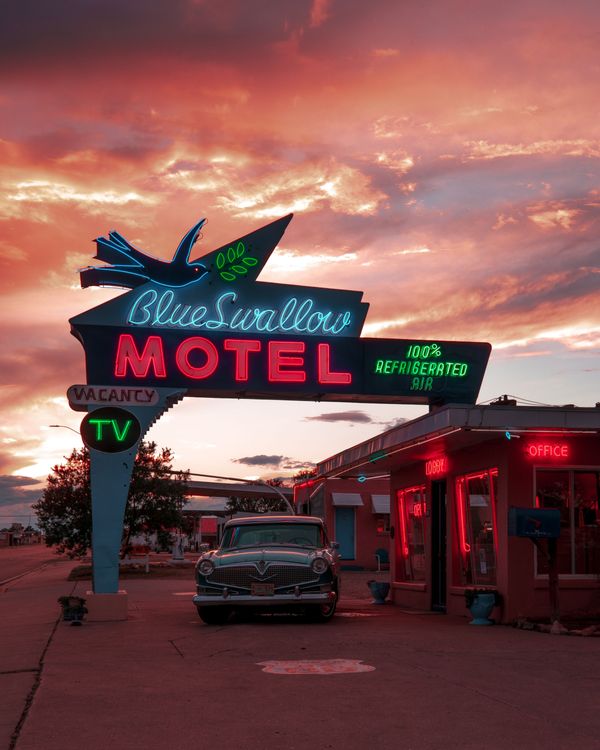 Motels & Hotels