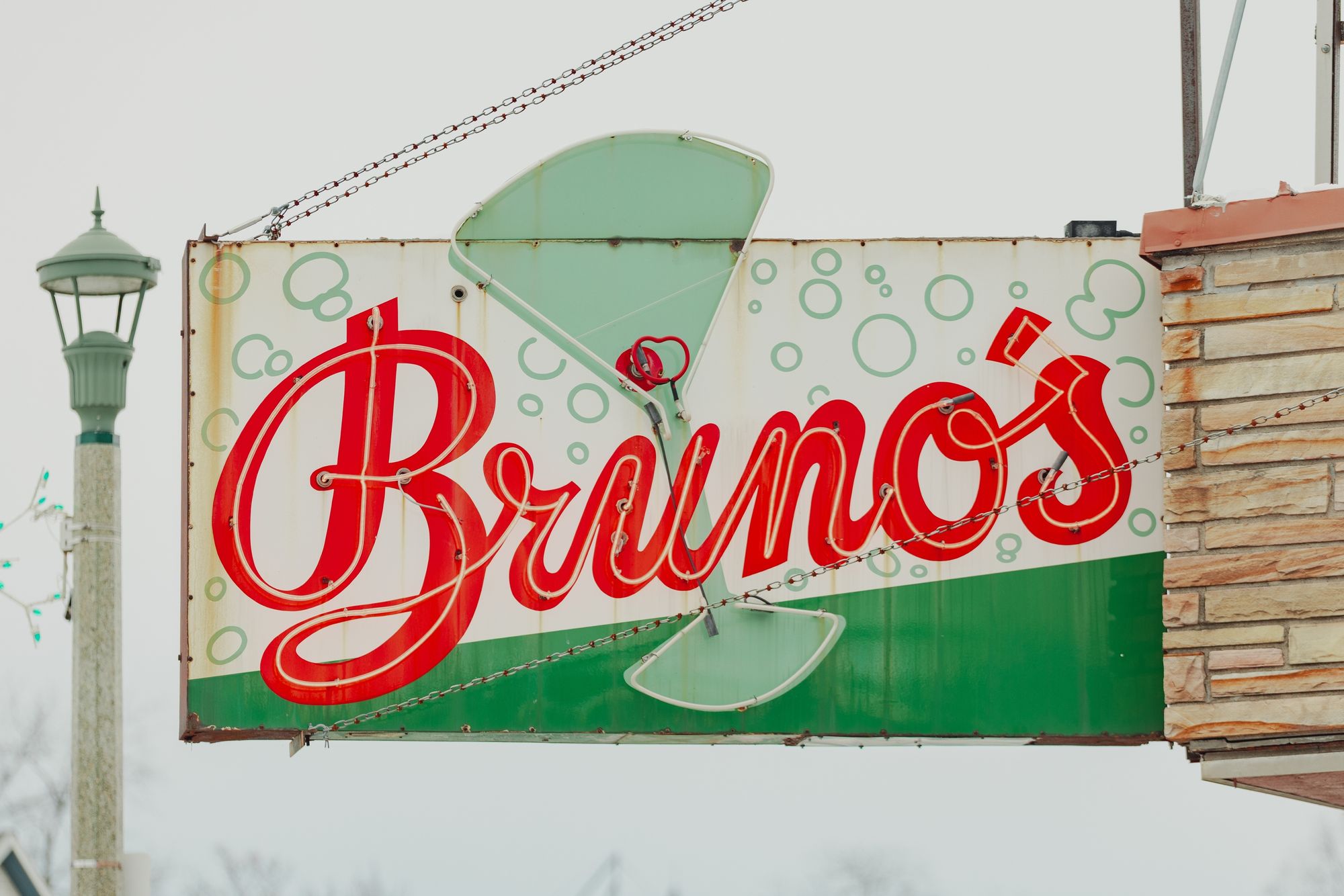 Bruno's Liquors 03