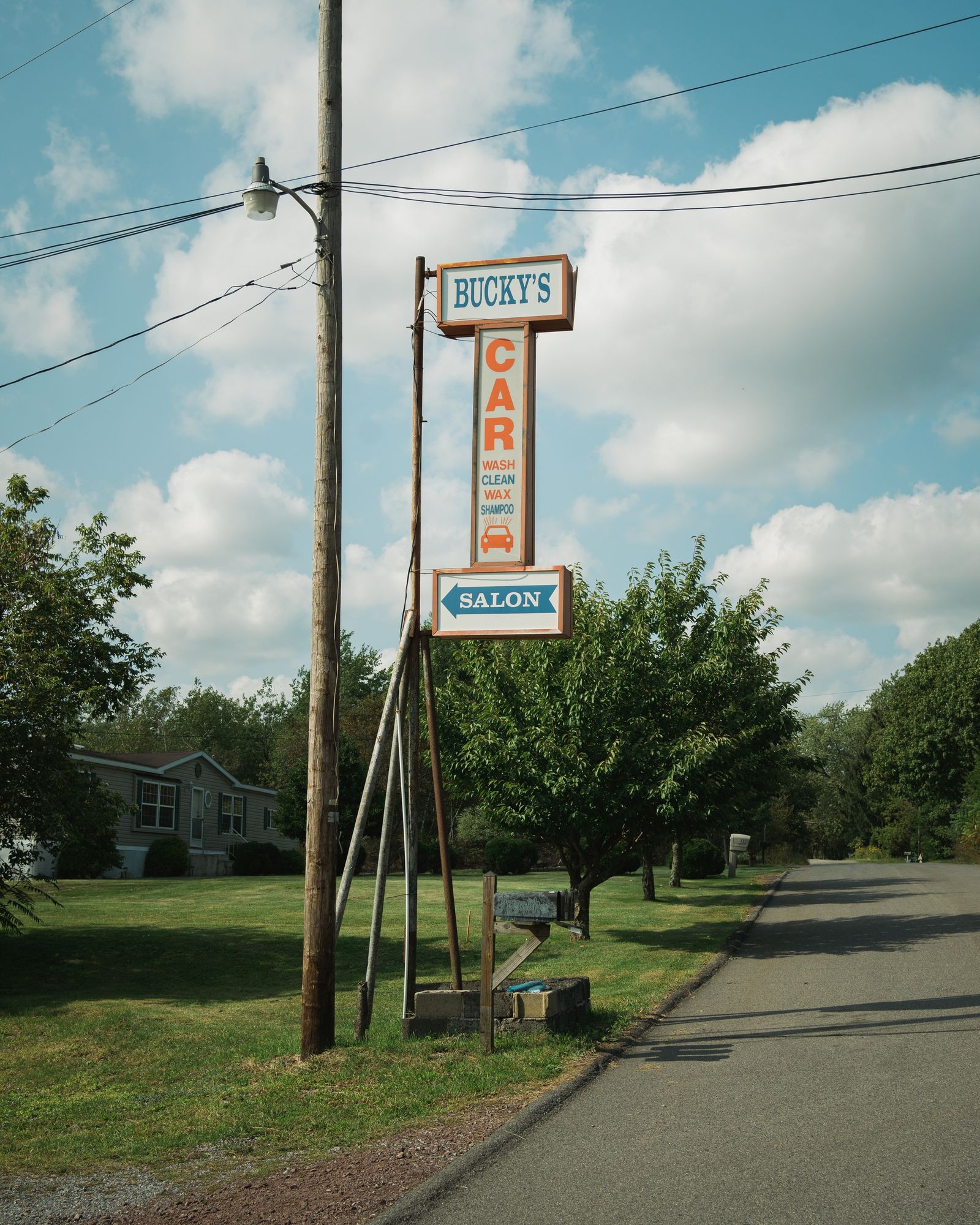 Bucky's Car Salon