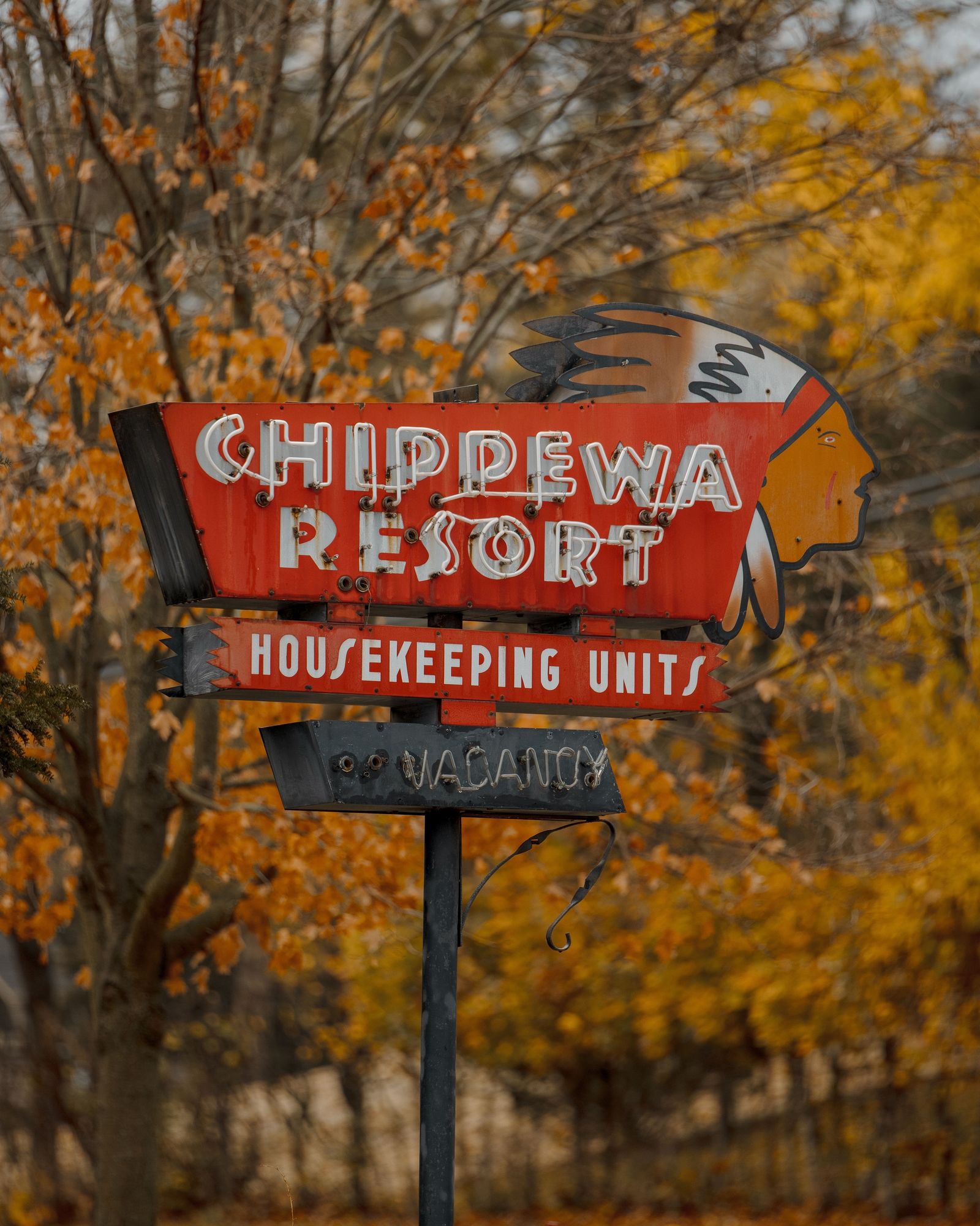 Chippewa Resort Sign 02