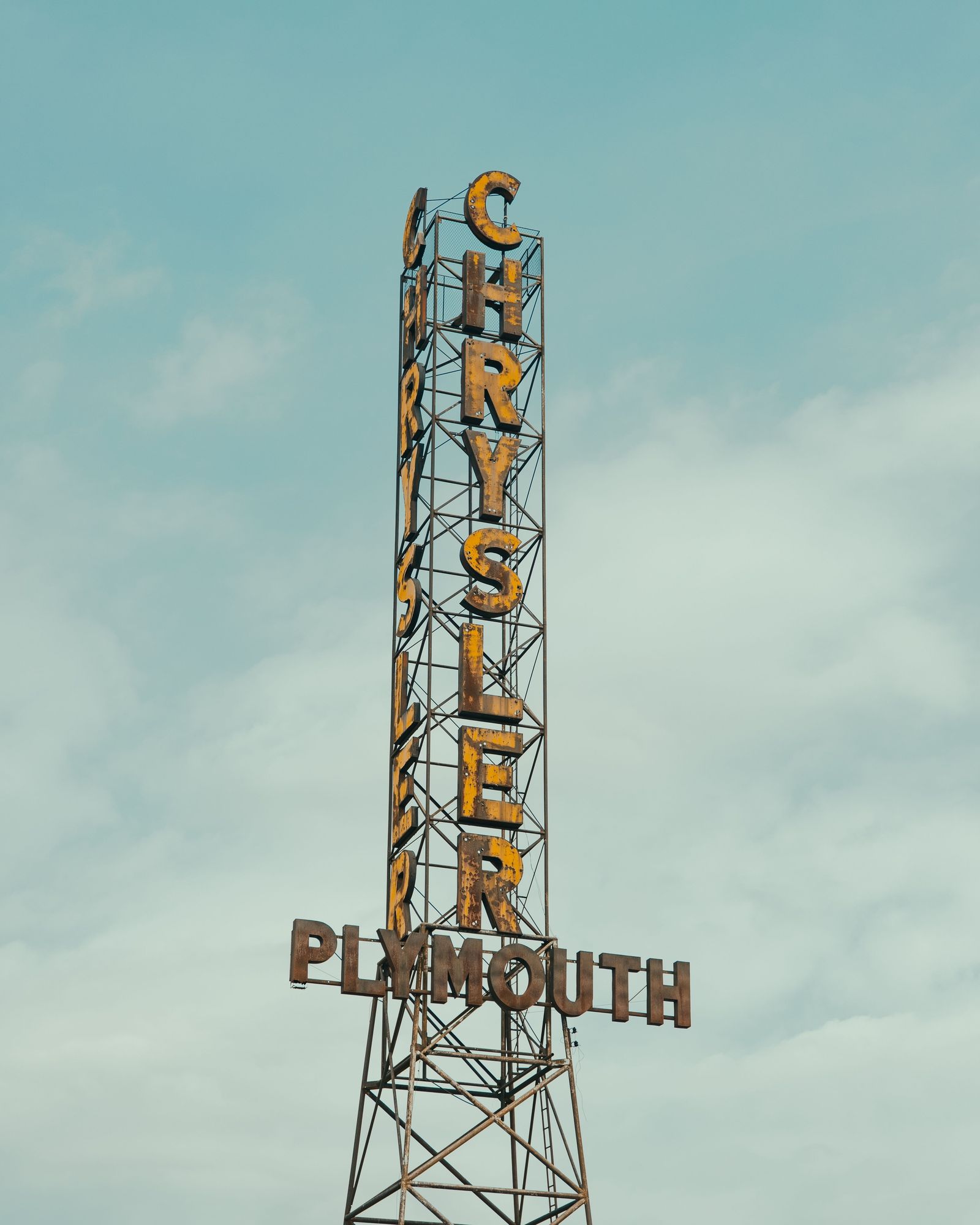 Chrysler Plymouth Tower 02