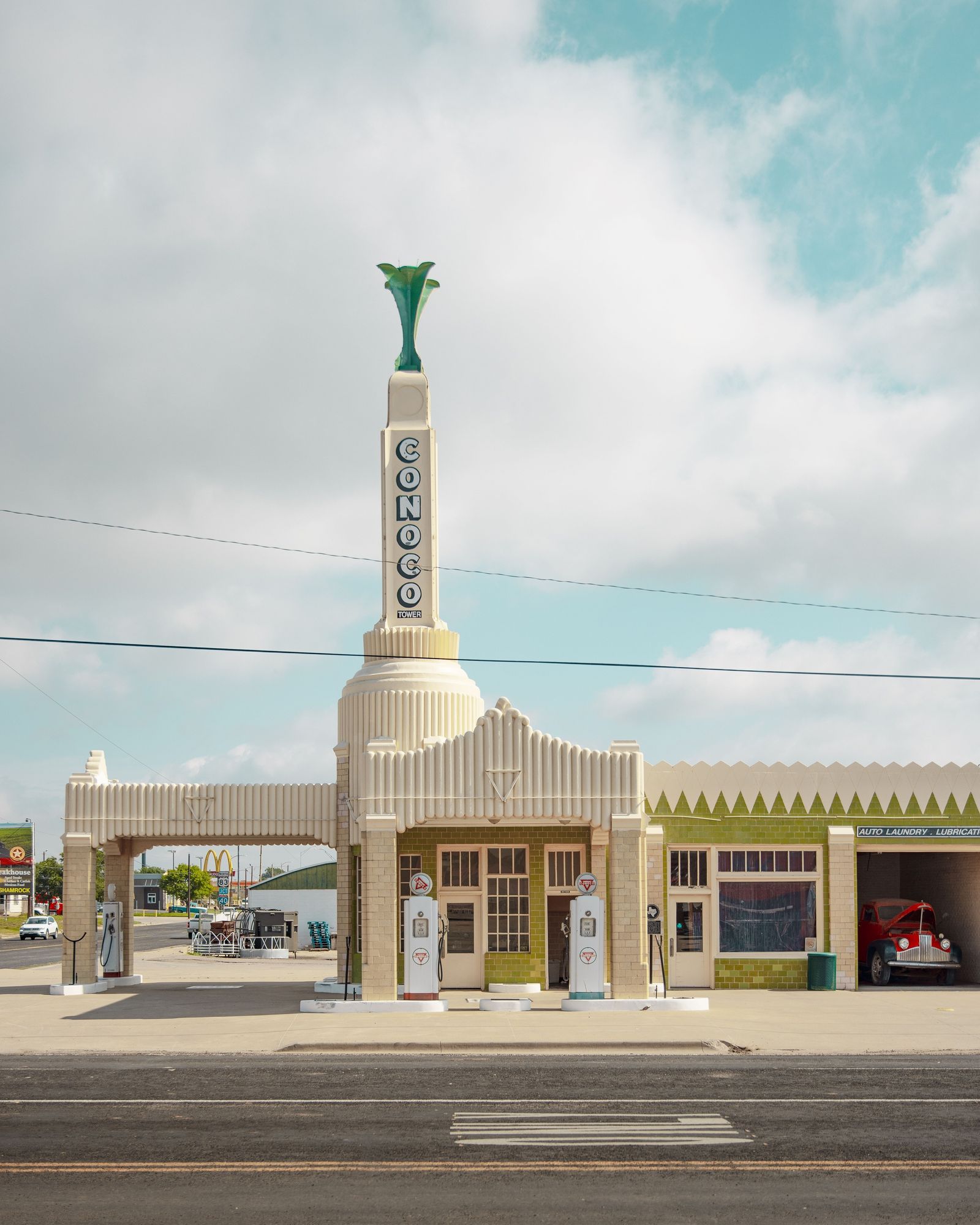 Conoco Tower Station 01