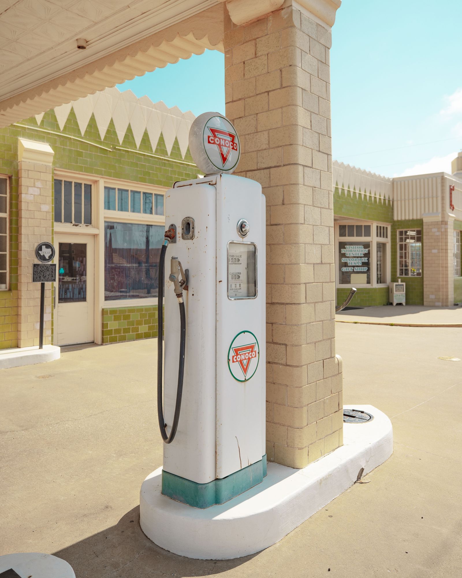 Conoco Tower Station 04