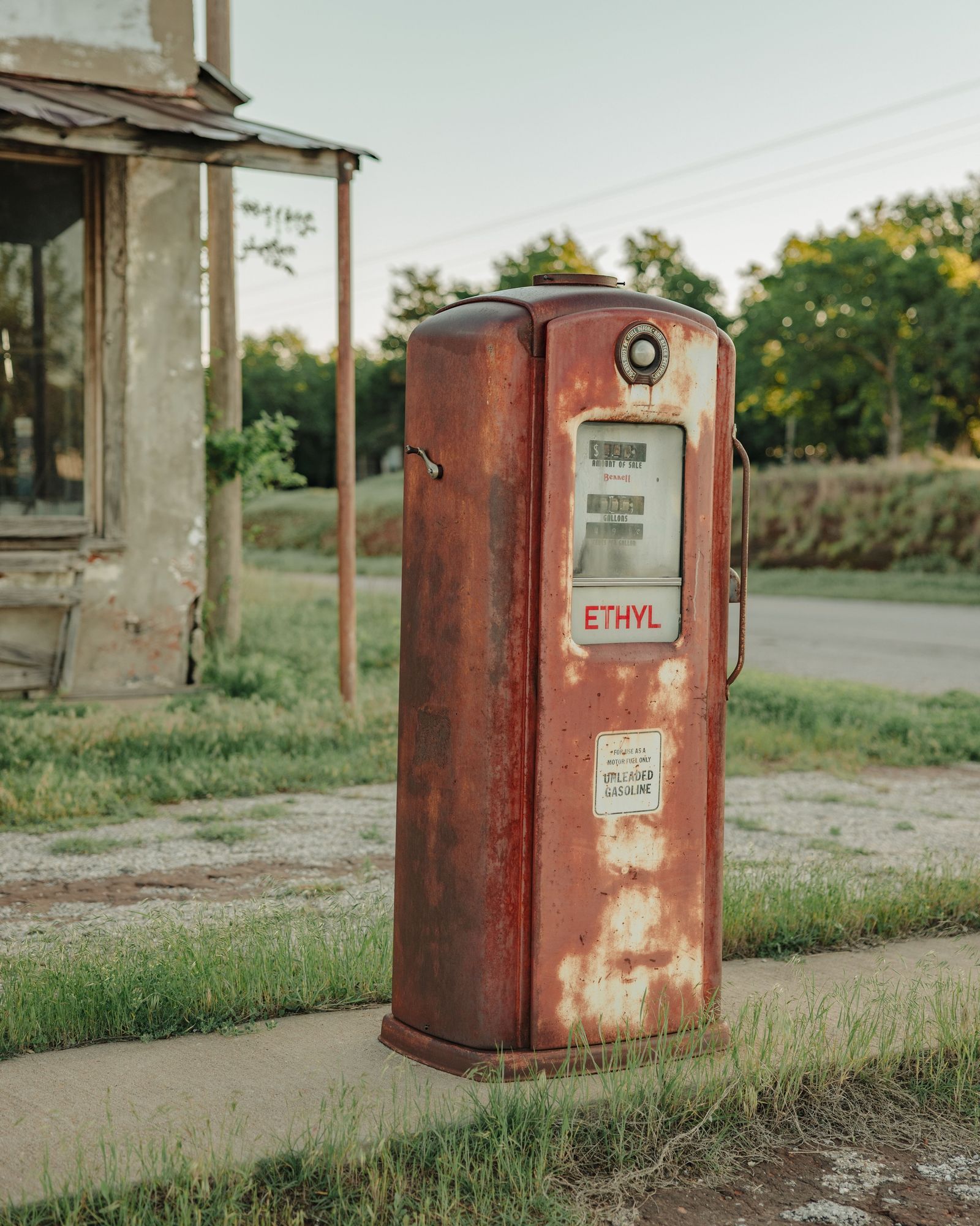 W.S. Kelly Gas Station 05
