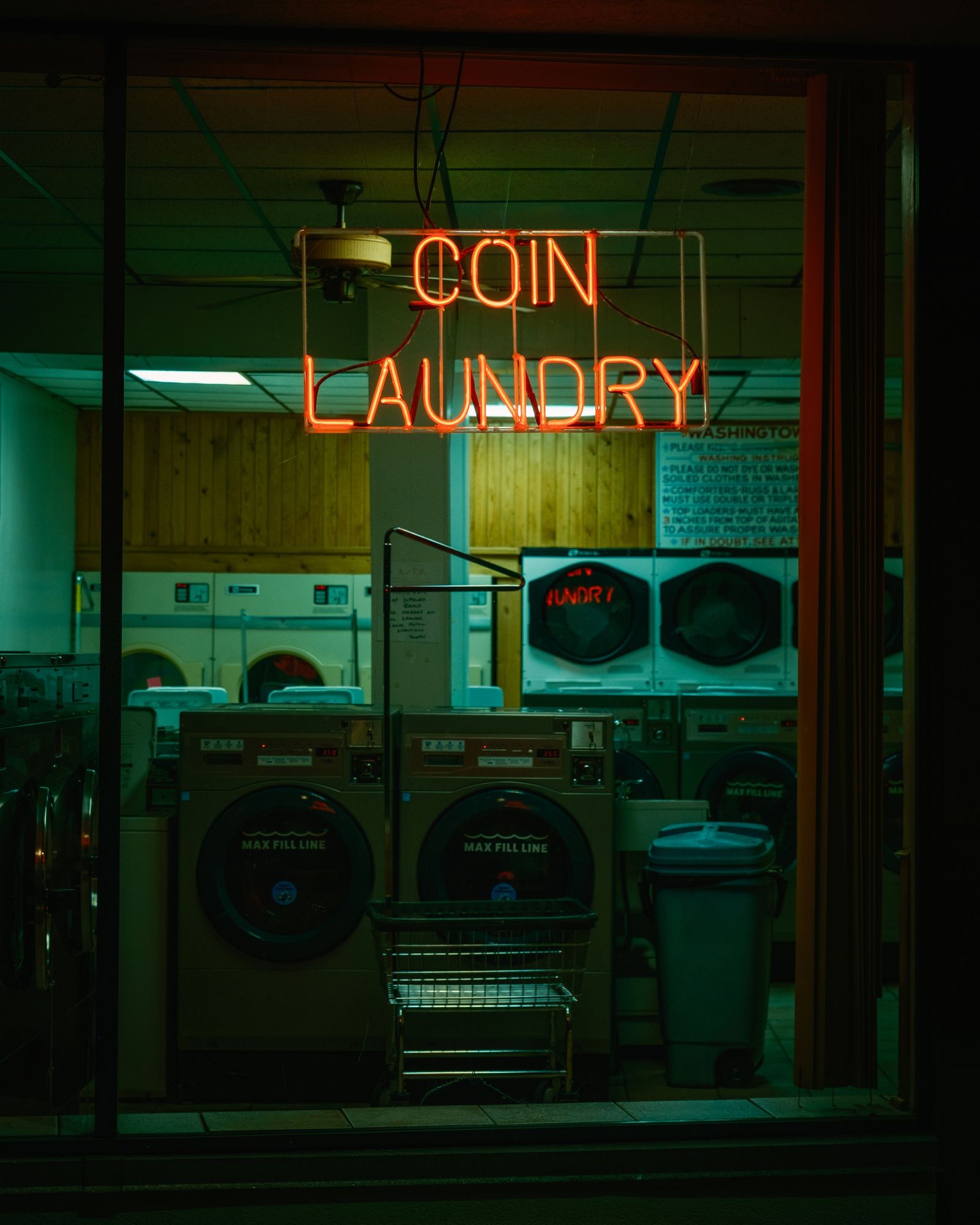 Coin Laundry Neon, Buffalo