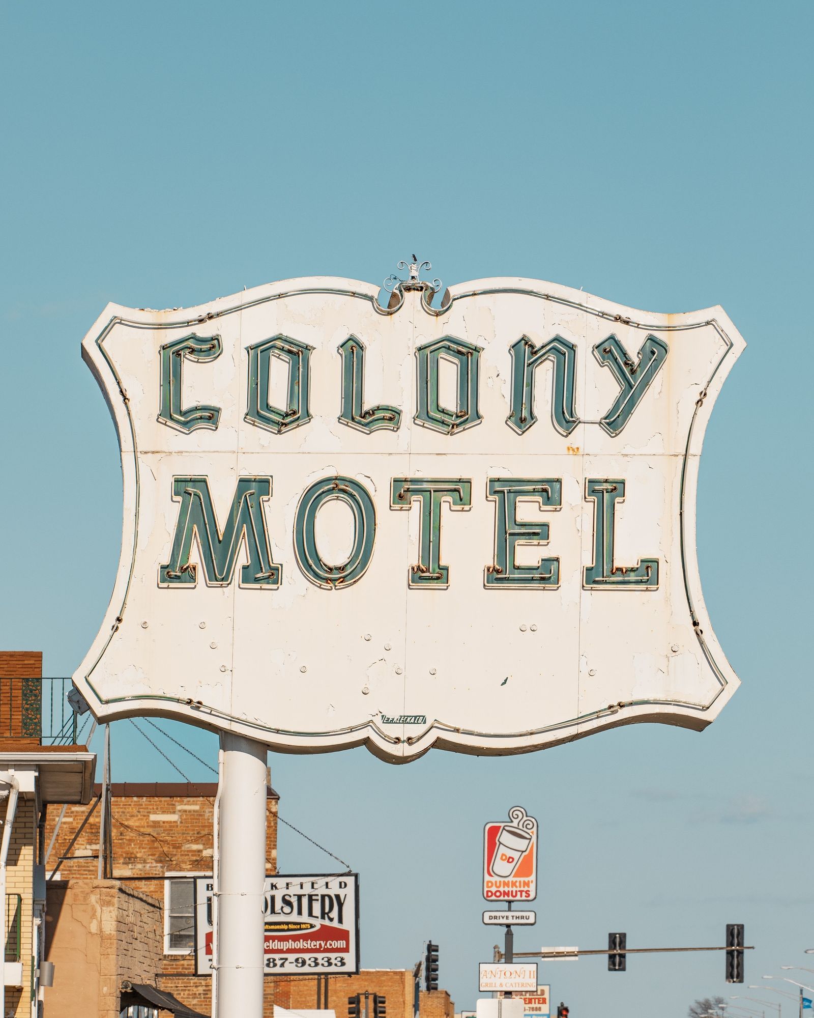 Colony Motel