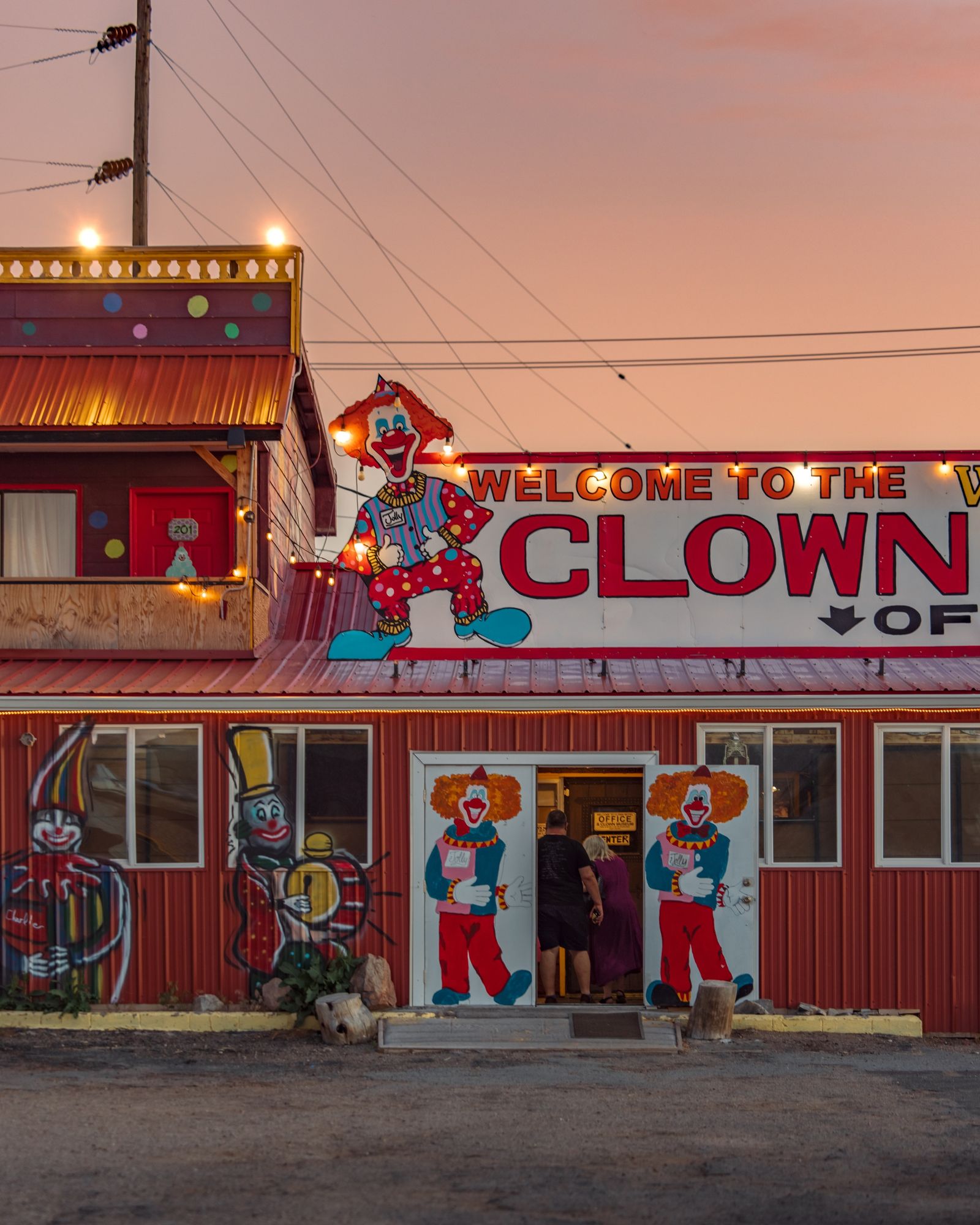 Clown Motel 11