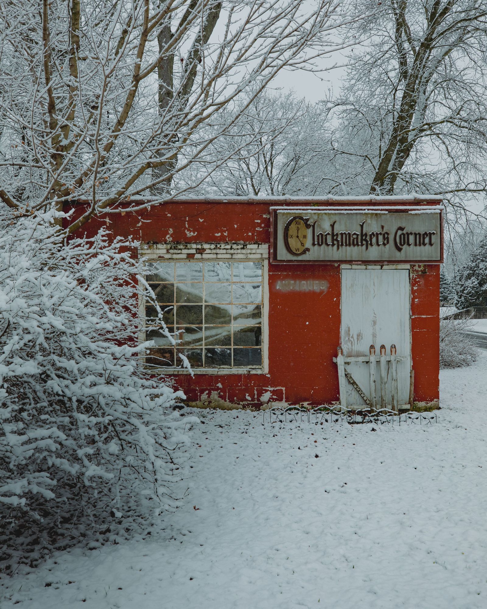 Clockmaker's Corner 02