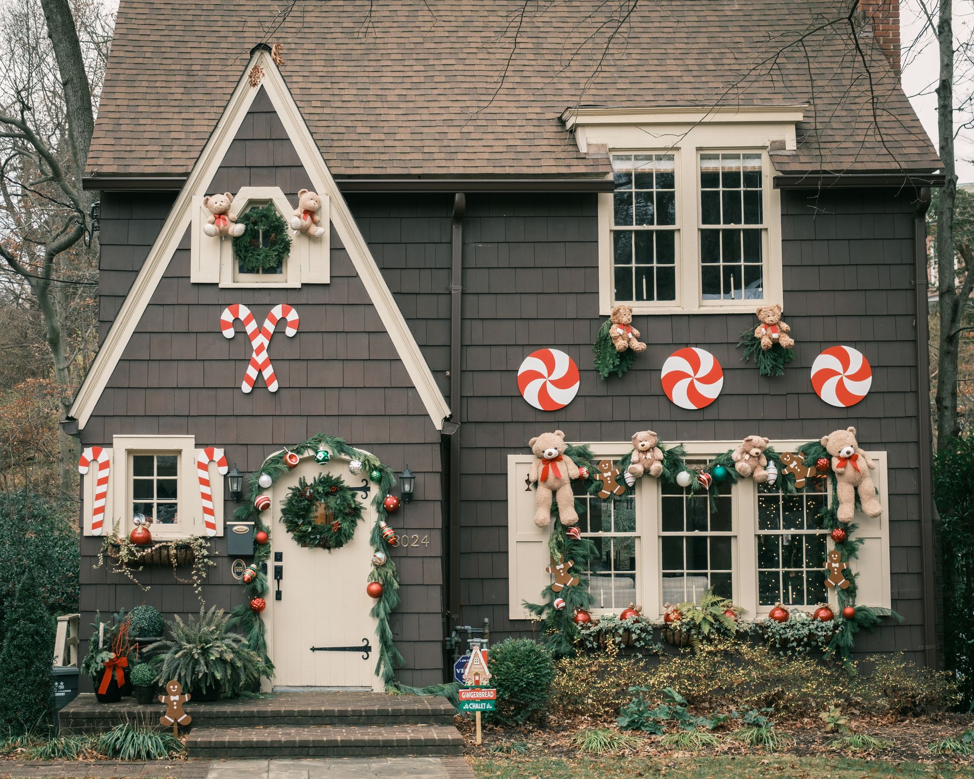 Cleveland Park Gingerbread House