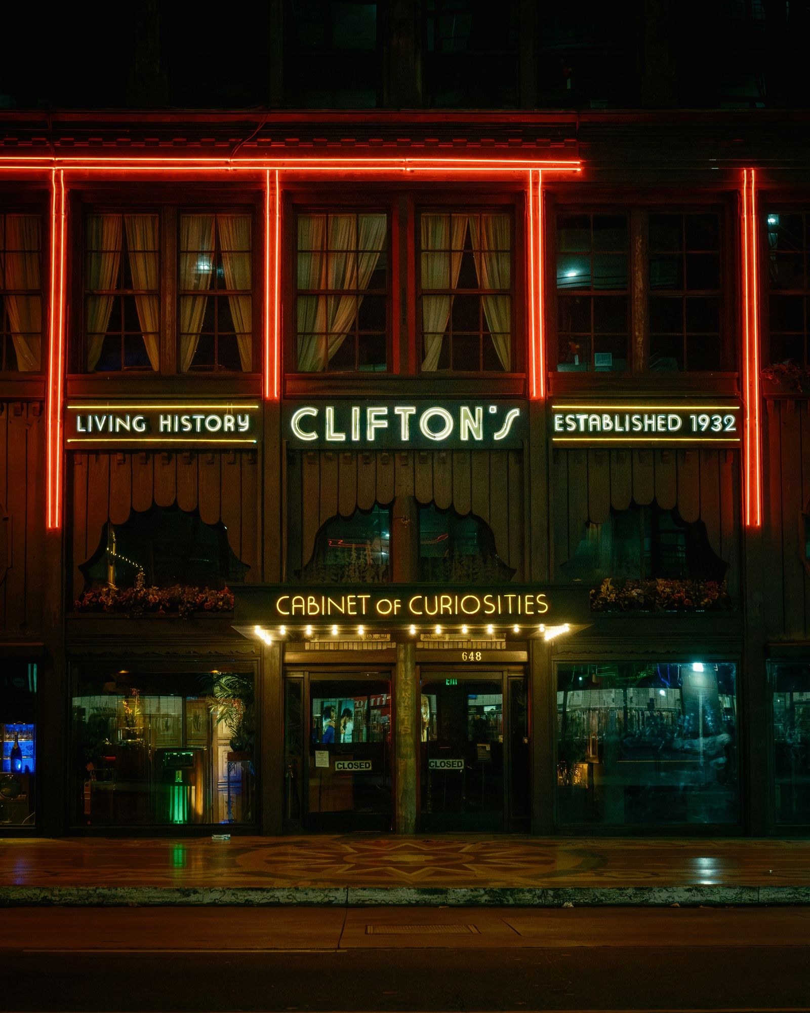 Clifton's Republic, Los Angeles