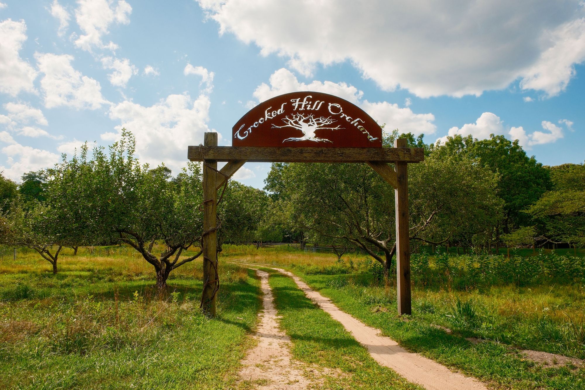 Crooked Hill Orchard, Hoyt Farm