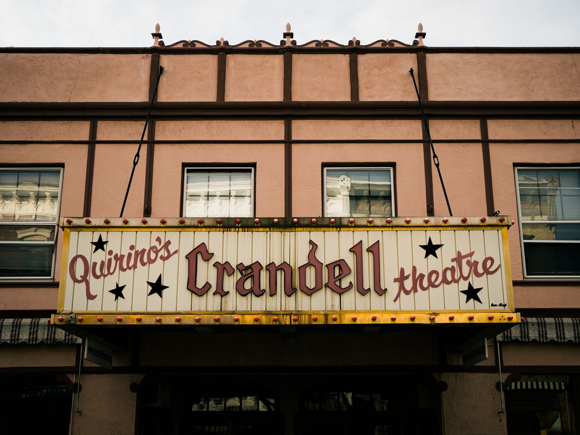 Crandell Theatre, Chatham 01