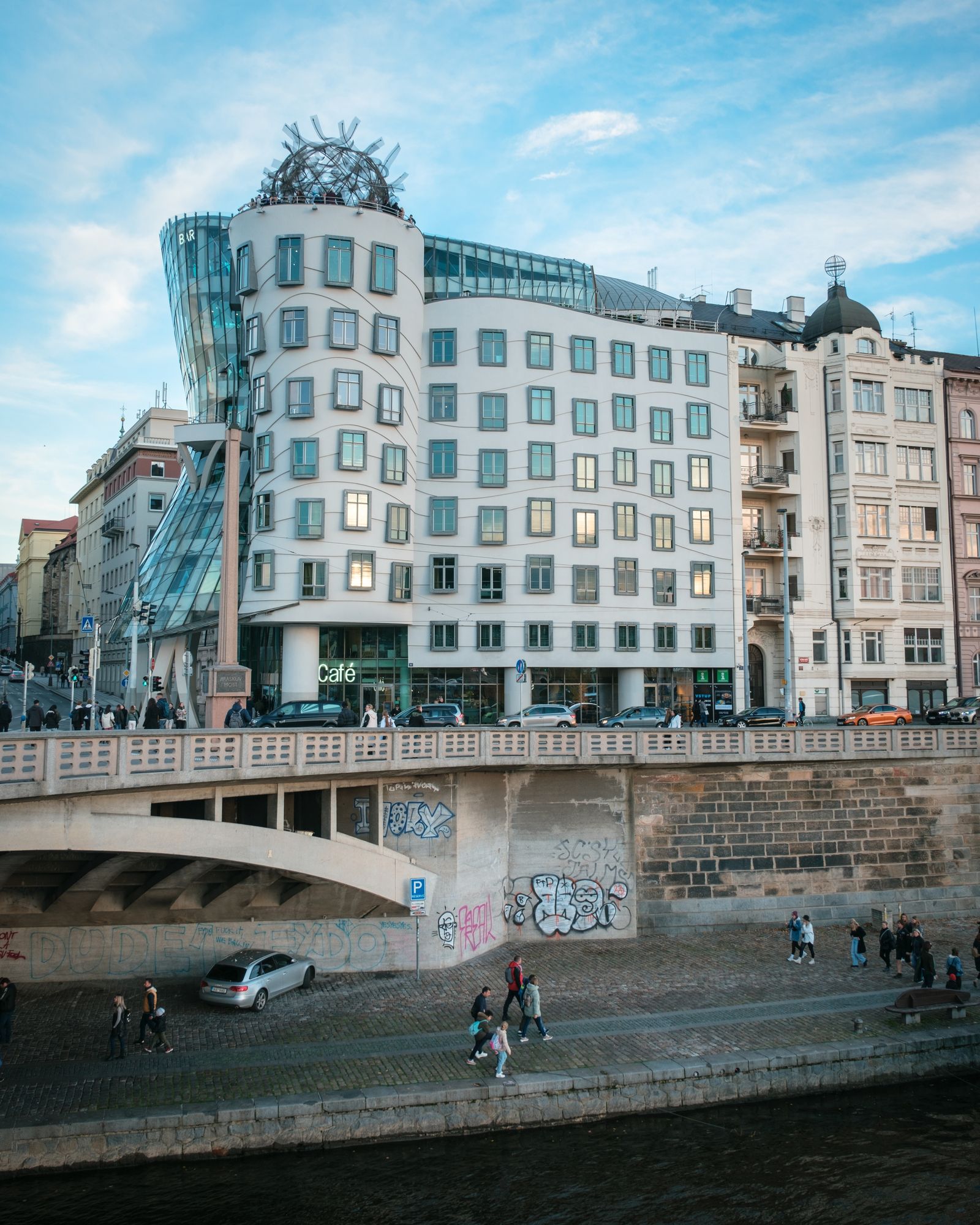 Dancing House, Prague 01