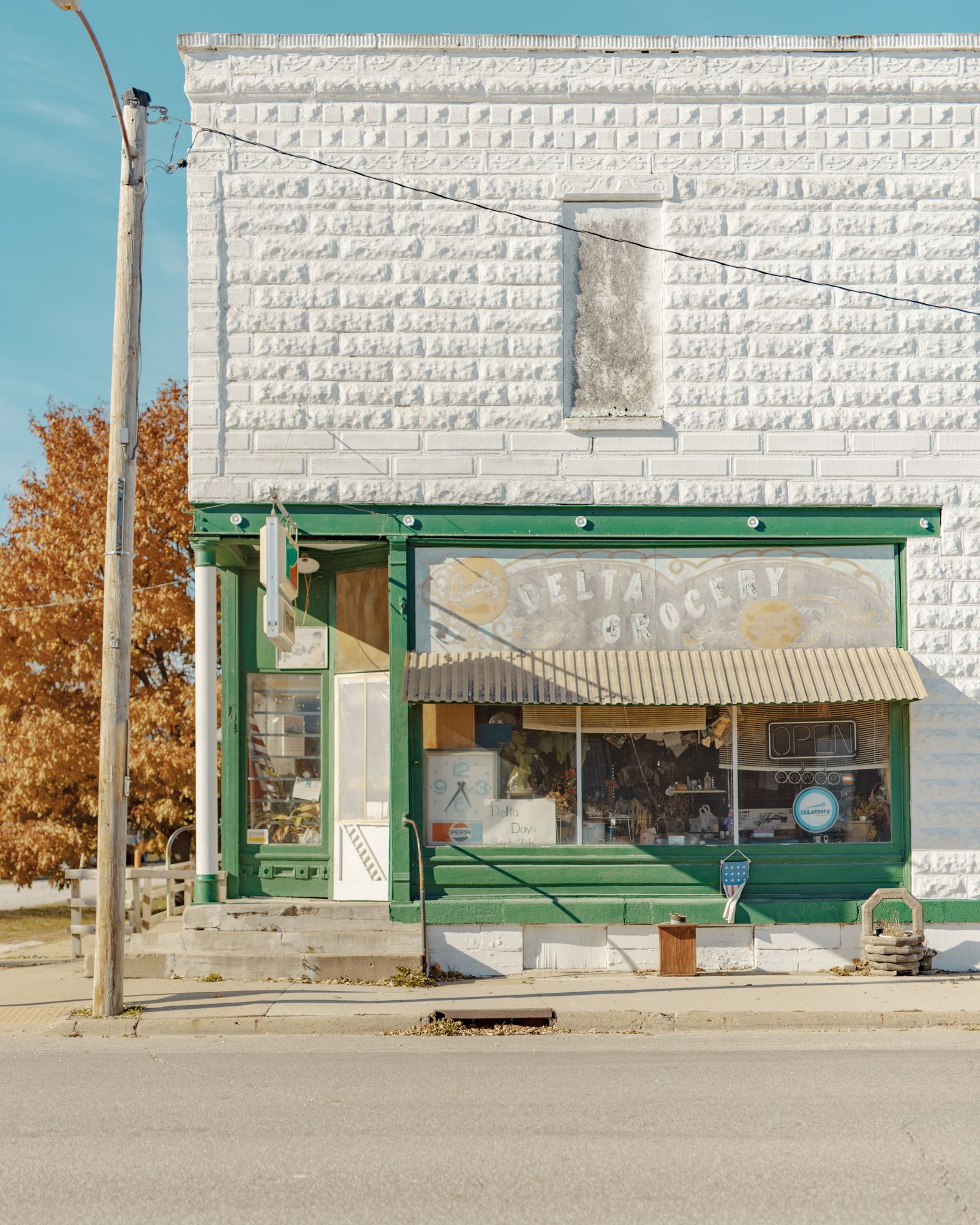 Delta Grocery 03