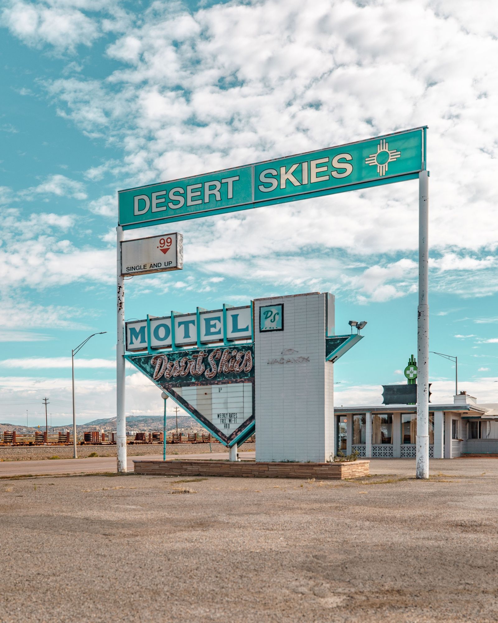 Desert Skies Motel 01