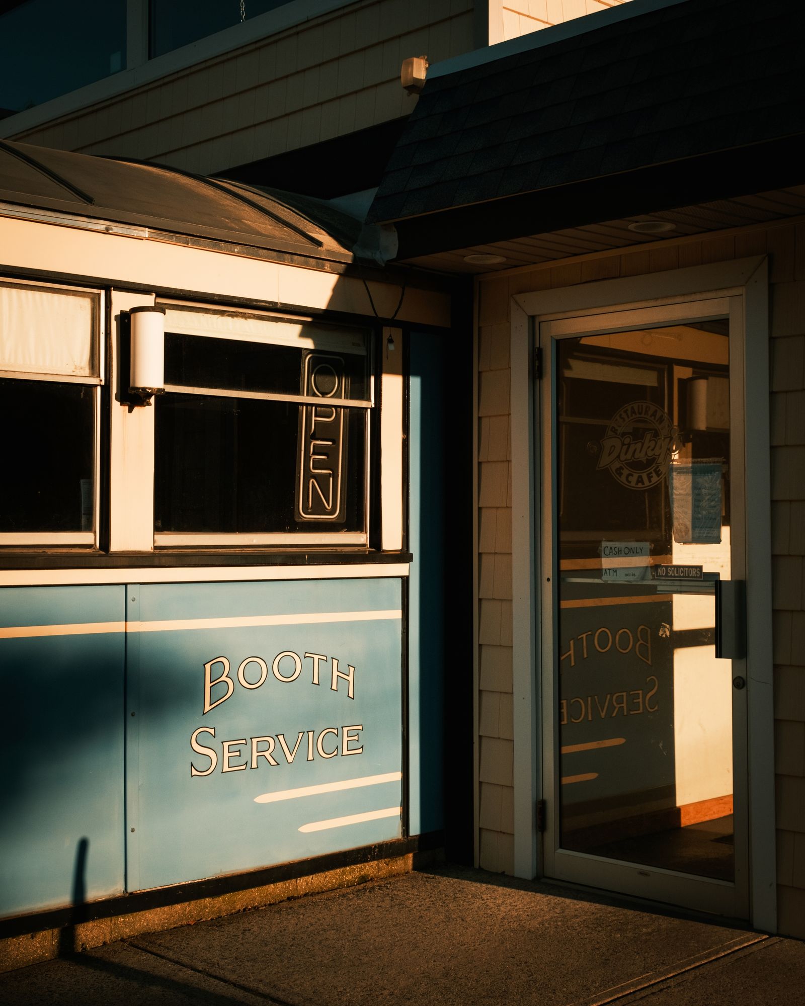 Dinky's Blue Belle Diner, Shrewsbury