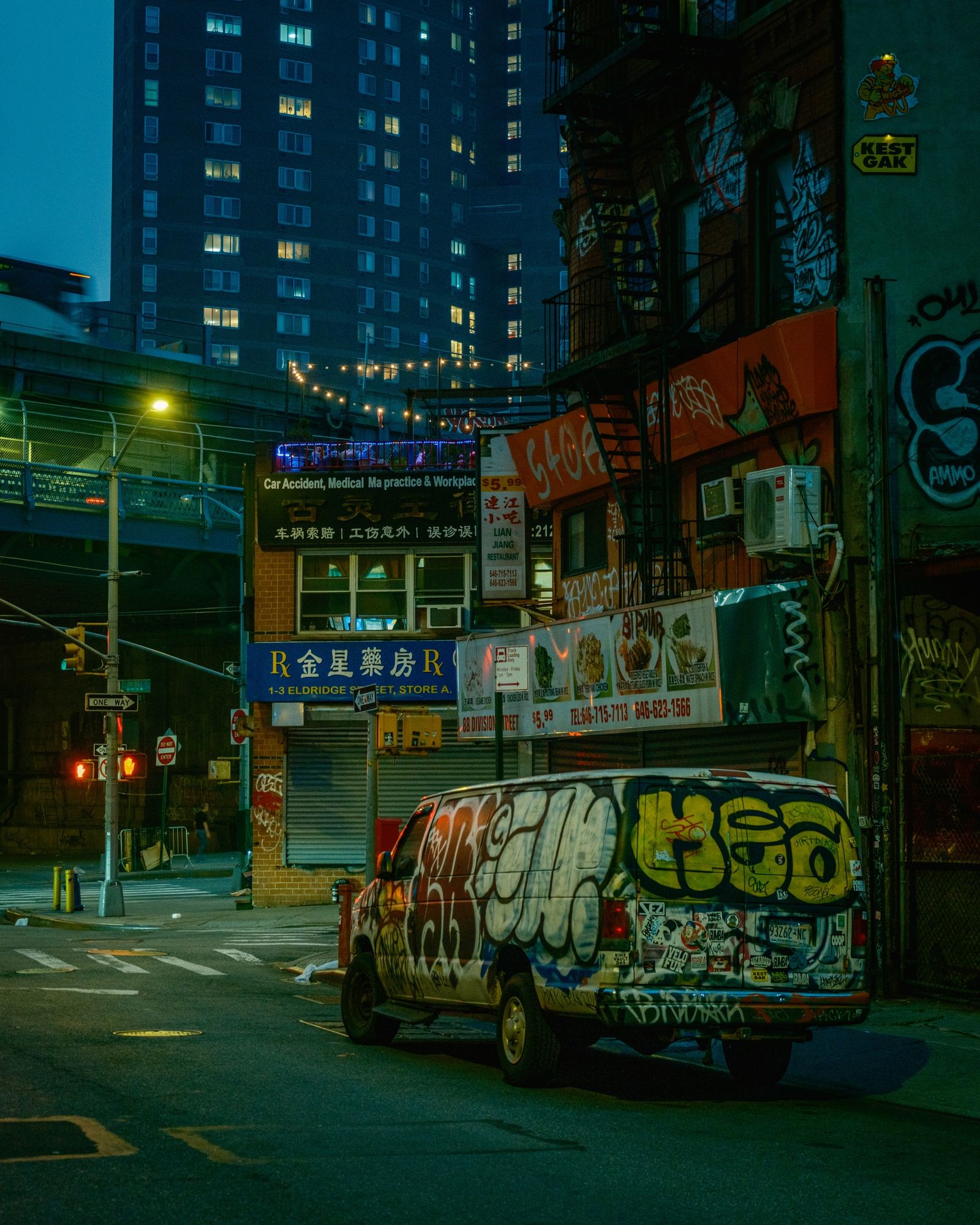 Division Street, Chinatown 02
