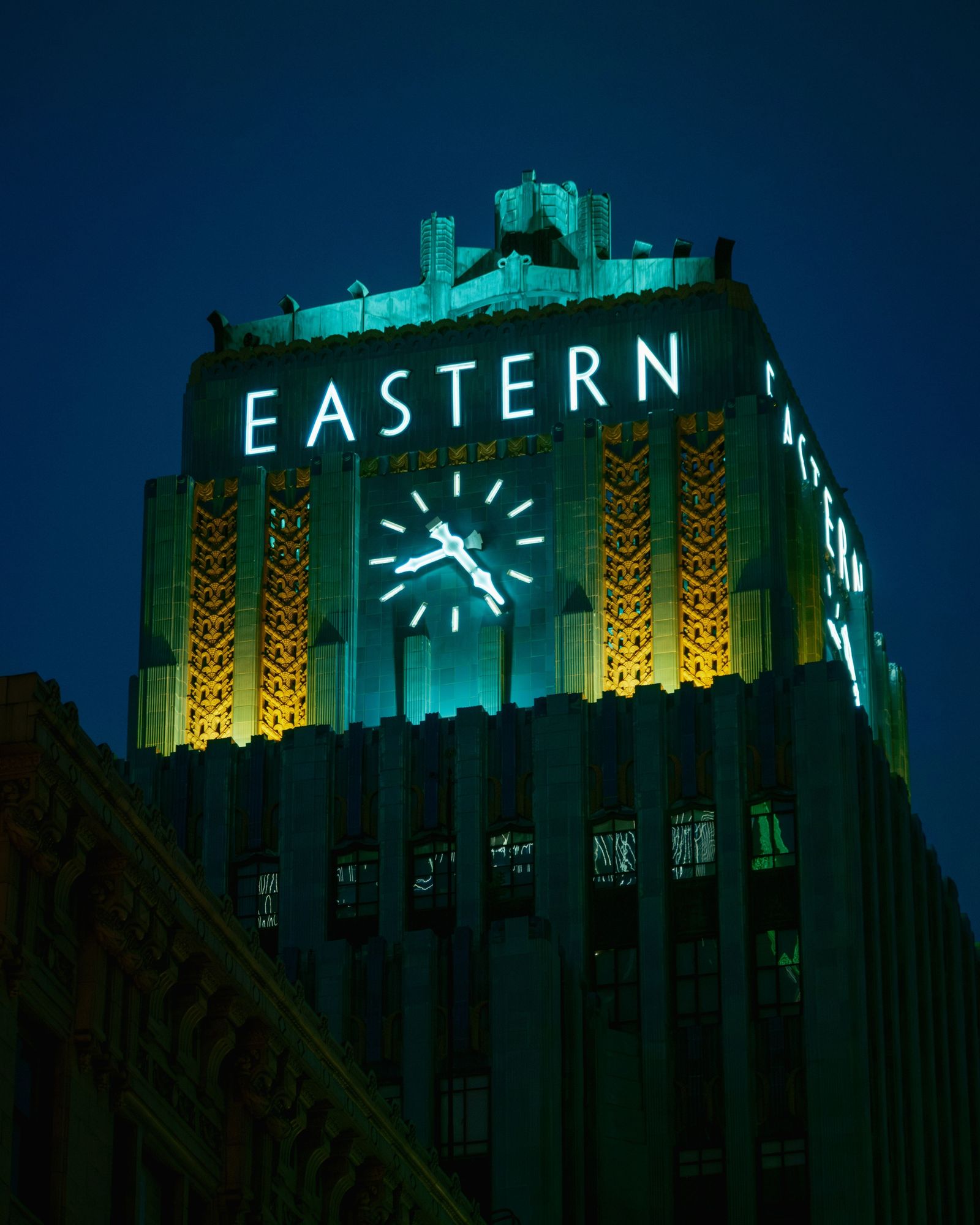 Eastern Columbia Building, Los Angeles 01