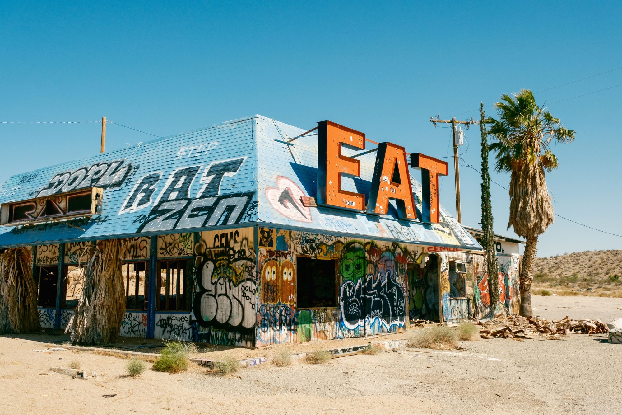Eat, Halloran Springs