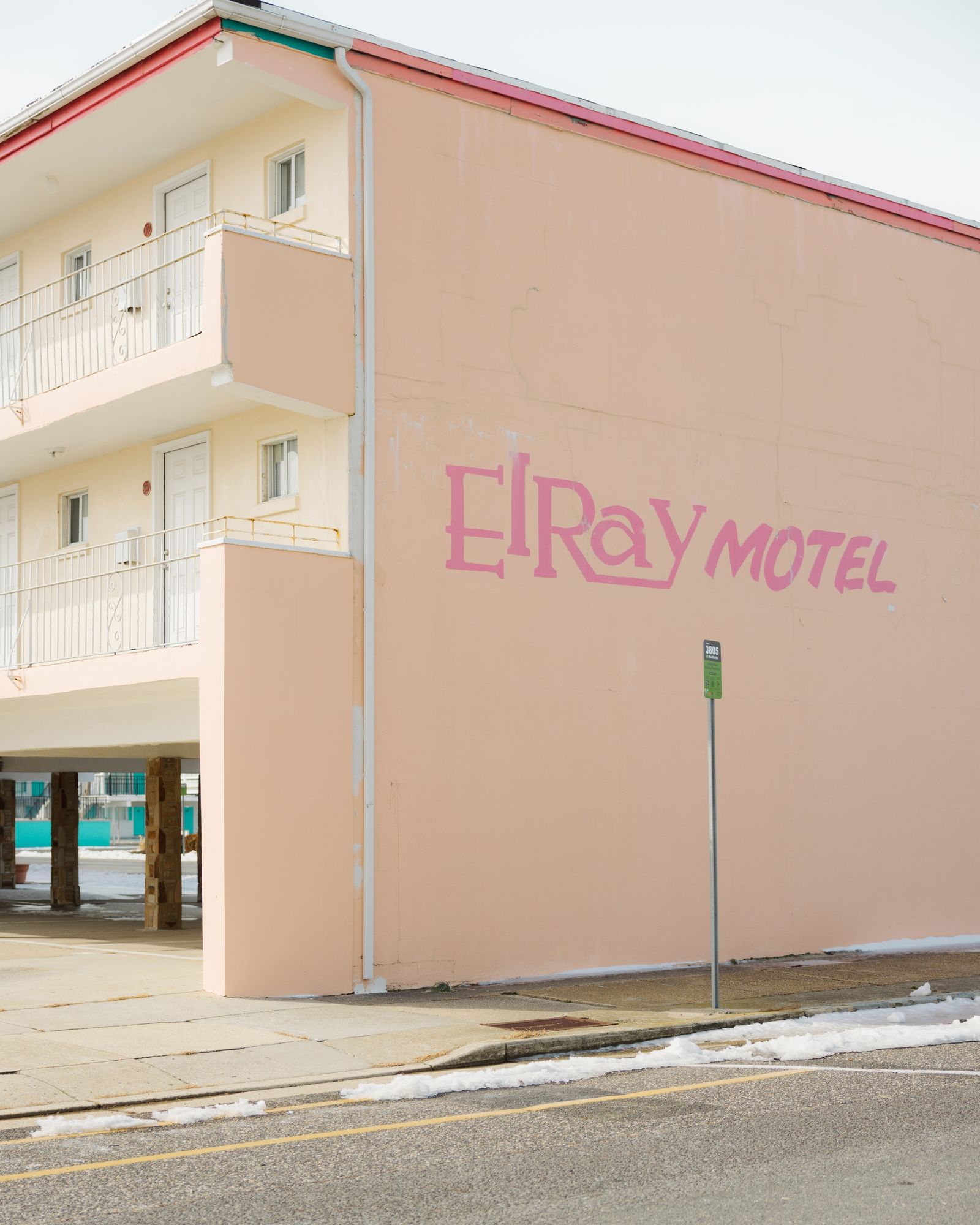 ElRay Motel in Winter 01