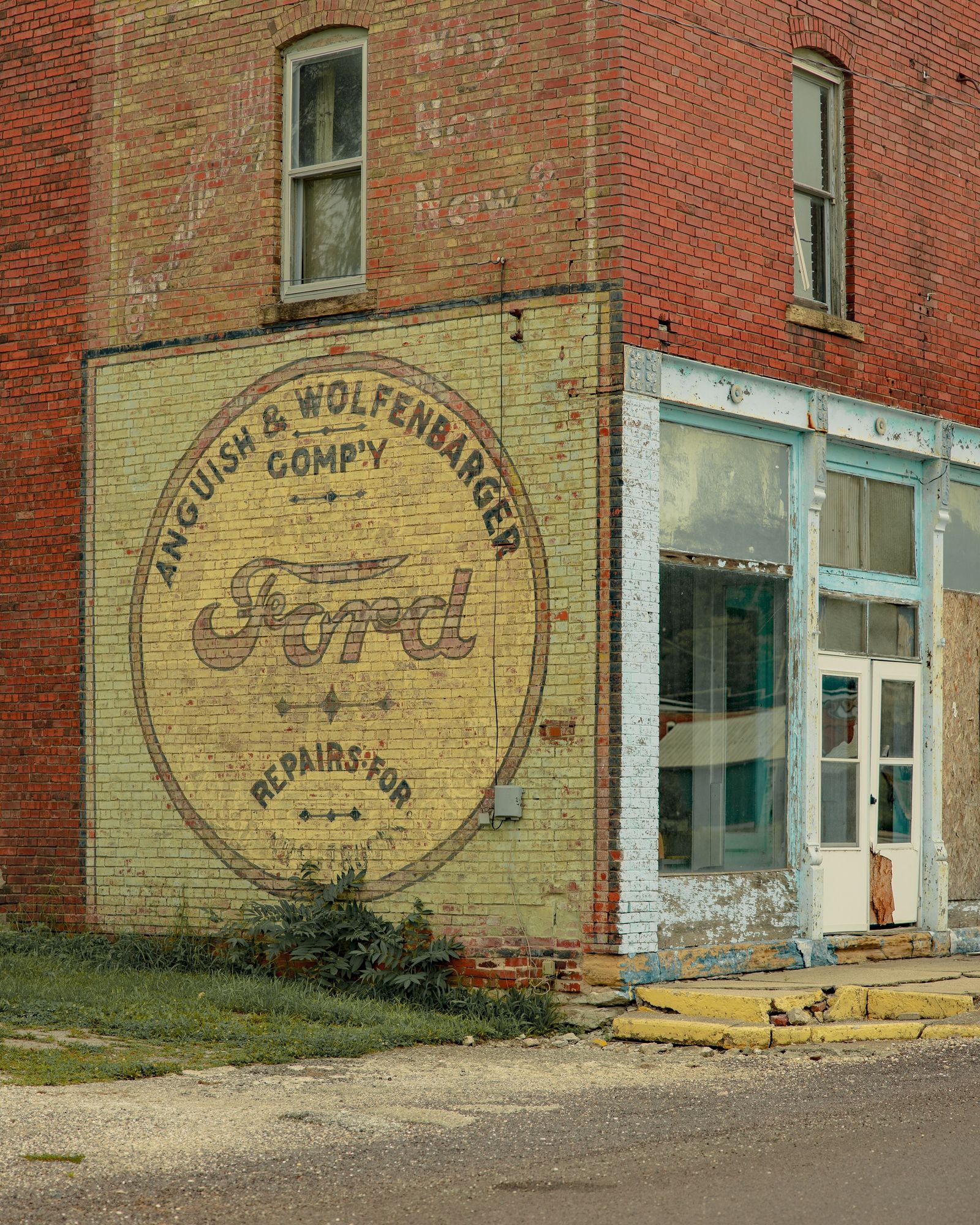 Ford Ghost Sign 01